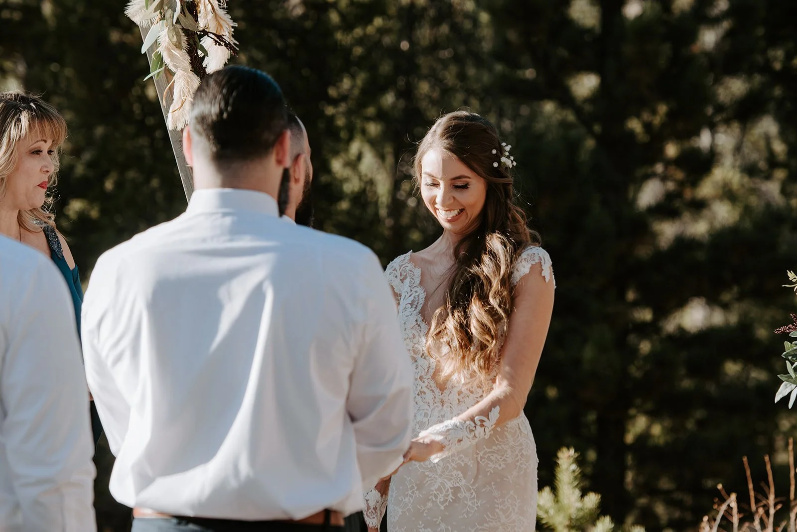 intimate twin lakes wedding, independence pass wedding, airbnb wedding, airbnb elopement, twin lakes elopement, aspen wedding photographer, wolf den elopement, colorado wedding photographer, colorado elopement, colorado destination wedding, adventu