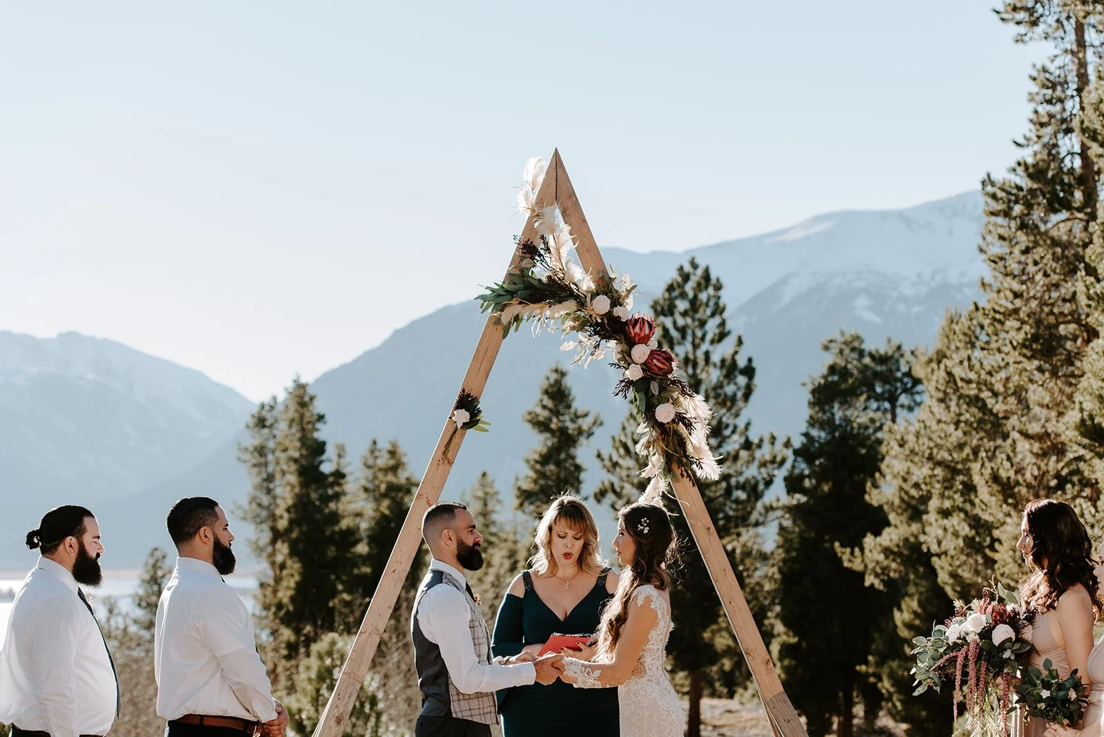 intimate twin lakes wedding, independence pass wedding, airbnb wedding, airbnb elopement, twin lakes elopement, aspen wedding photographer, wolf den elopement, colorado wedding photographer, colorado elopement, colorado destination wedding, adventu