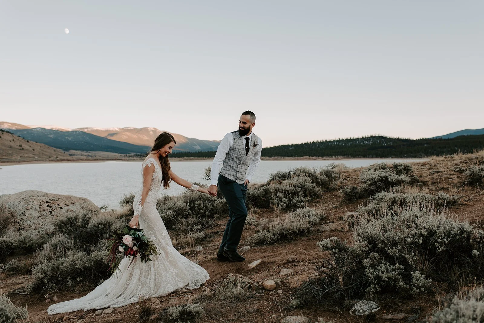 intimate twin lakes wedding, independence pass wedding, airbnb wedding, airbnb elopement, twin lakes elopement, aspen wedding photographer, wolf den elopement, colorado wedding photographer, colorado elopement, colorado destination wedding, adventu