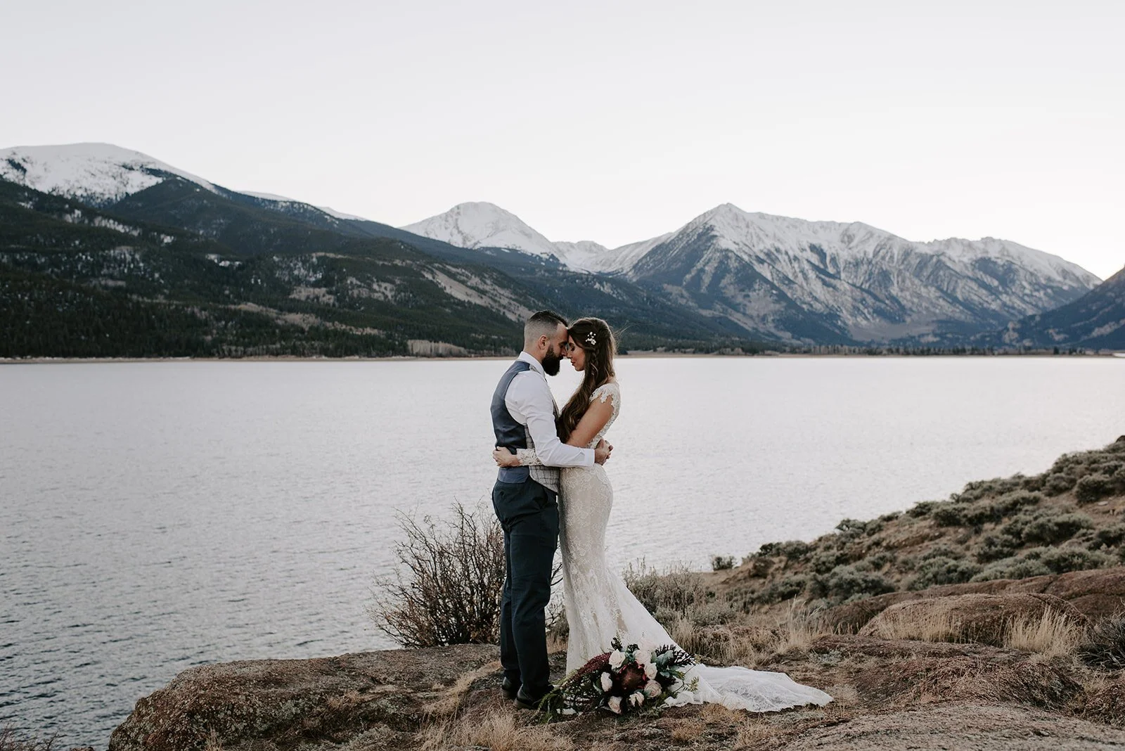 intimate twin lakes wedding, independence pass wedding, airbnb wedding, airbnb elopement, twin lakes elopement, aspen wedding photographer, wolf den elopement, colorado wedding photographer, colorado elopement, colorado destination wedding, adventu