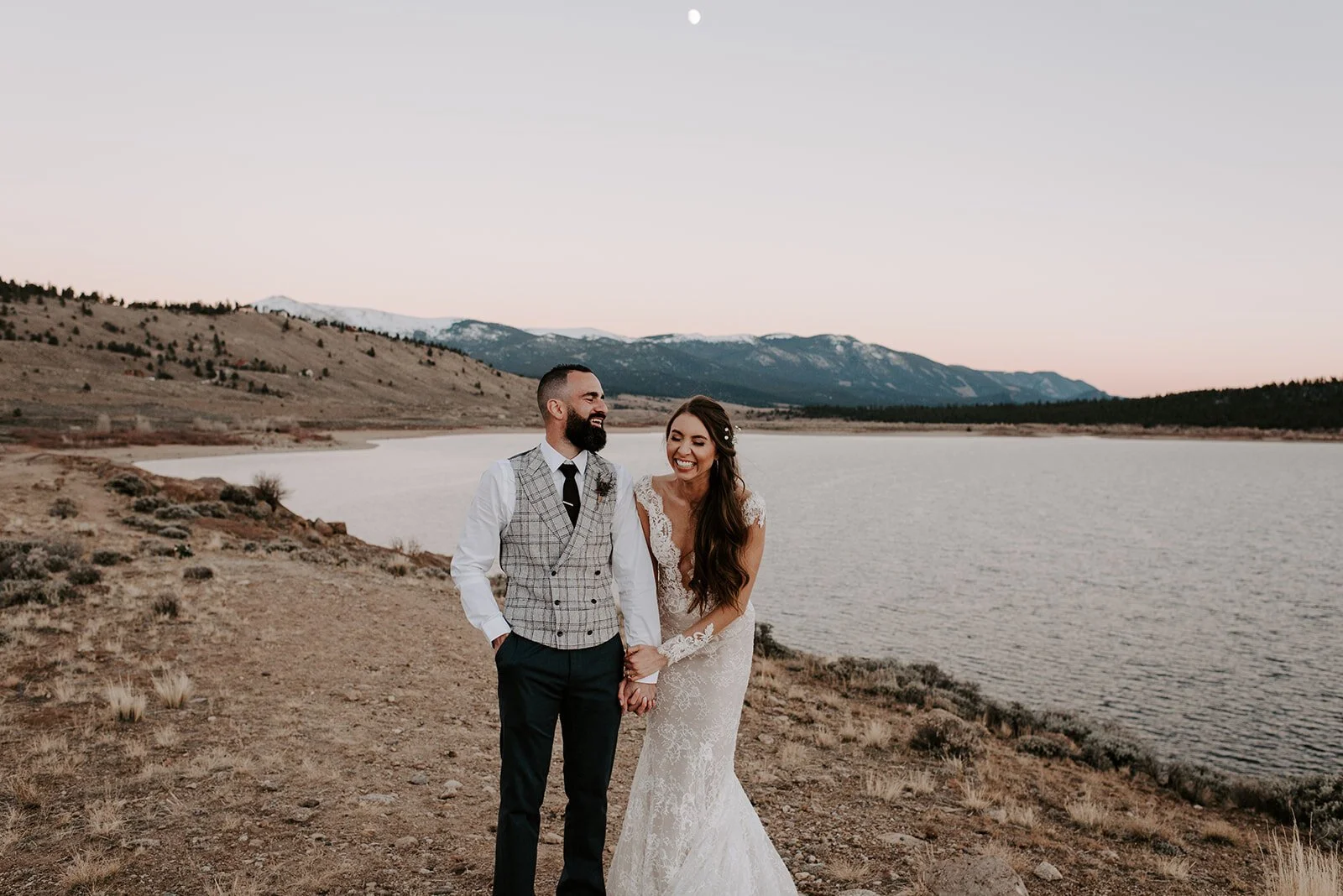 intimate twin lakes wedding, independence pass wedding, airbnb wedding, airbnb elopement, twin lakes elopement, aspen wedding photographer, wolf den elopement, colorado wedding photographer, colorado elopement, colorado destination wedding, adventu