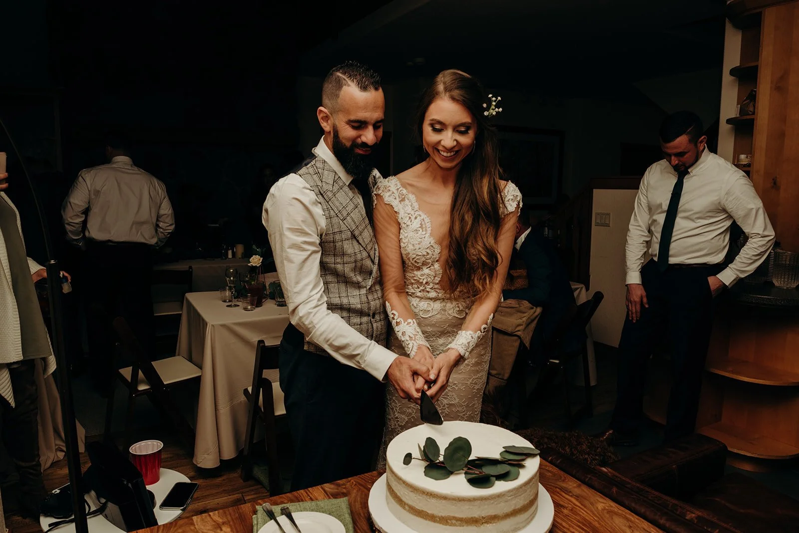 intimate twin lakes wedding, independence pass wedding, airbnb wedding, airbnb elopement, twin lakes elopement, aspen wedding photographer, wolf den elopement, colorado wedding photographer, colorado elopement, colorado destination wedding, adventu