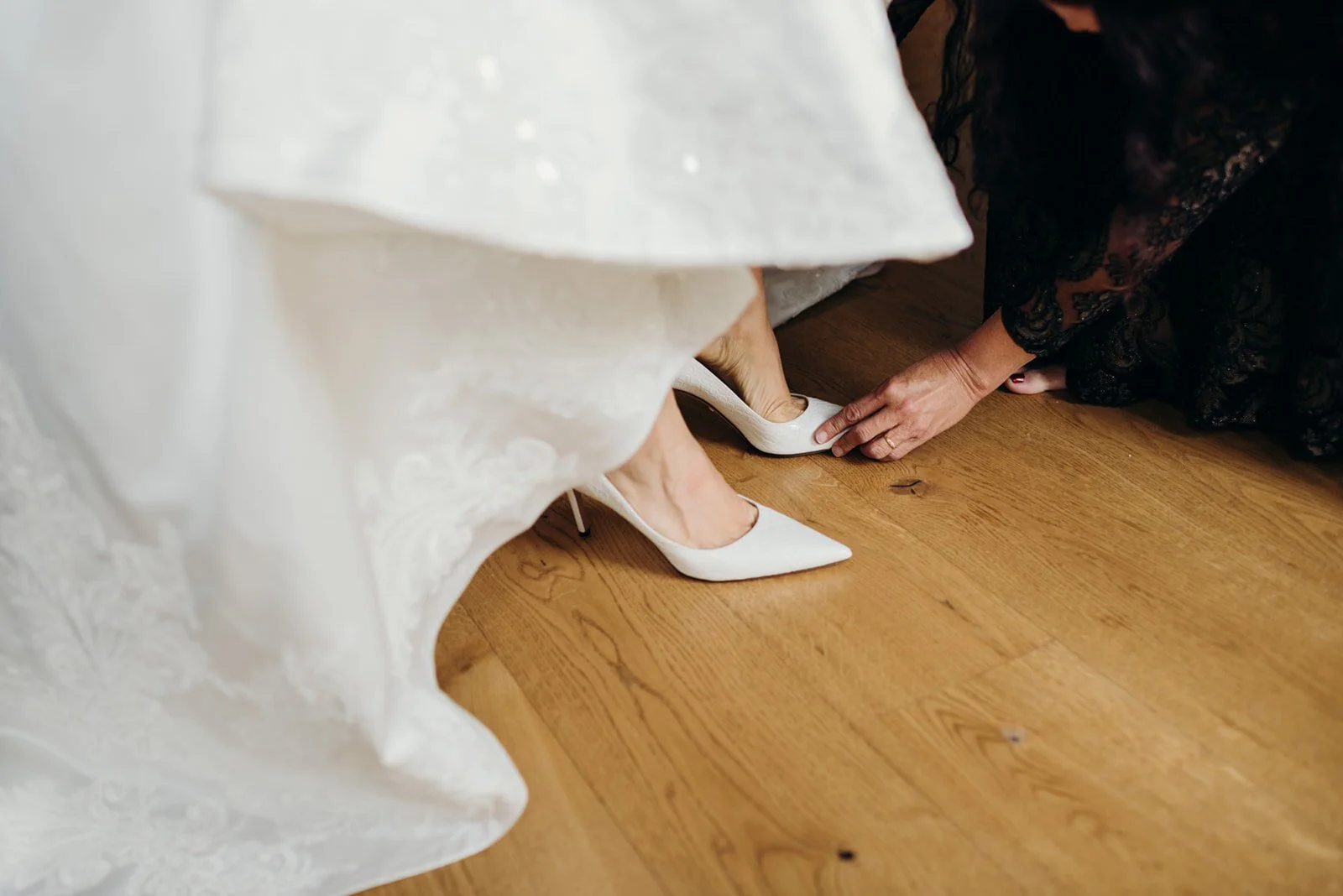 vail wedding, sonnenalp wedding, vail wedding photographer, sonnenalp wedding photographer, colorado wedding, colorado wedding photographer, sonnenalp vail, colorado destination wedding, winter wedding in vail, sonnenalp winter wedding, sonnenalp v