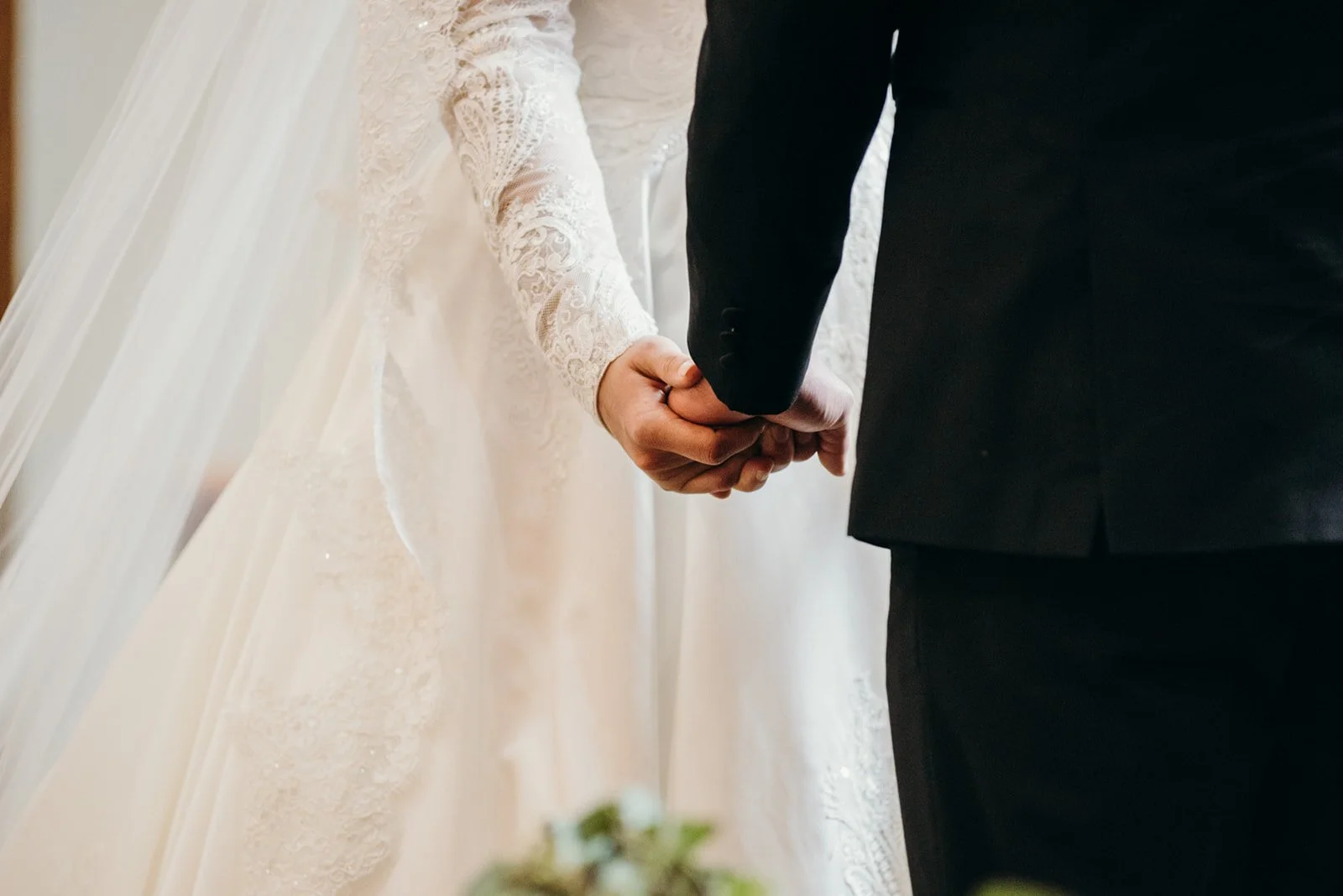 vail wedding, sonnenalp wedding, vail wedding photographer, sonnenalp wedding photographer, colorado wedding, colorado wedding photographer, sonnenalp vail, colorado destination wedding, winter wedding in vail, sonnenalp winter wedding, sonnenalp v