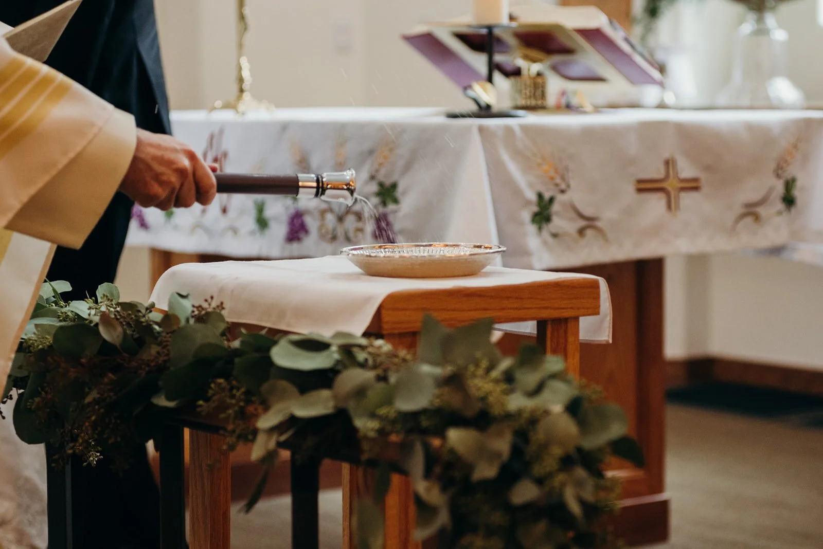 vail wedding, sonnenalp wedding, vail wedding photographer, sonnenalp wedding photographer, colorado wedding, colorado wedding photographer, sonnenalp vail, colorado destination wedding, winter wedding in vail, sonnenalp winter wedding, sonnenalp v