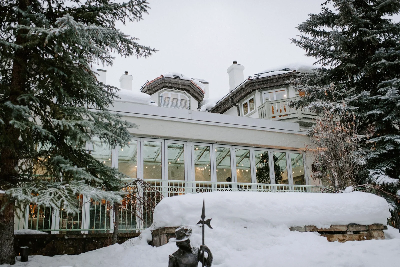 vail wedding, sonnenalp wedding, vail wedding photographer, sonnenalp wedding photographer, colorado wedding, colorado wedding photographer, sonnenalp vail, colorado destination wedding, winter wedding in vail, sonnenalp winter wedding, sonnenalp v