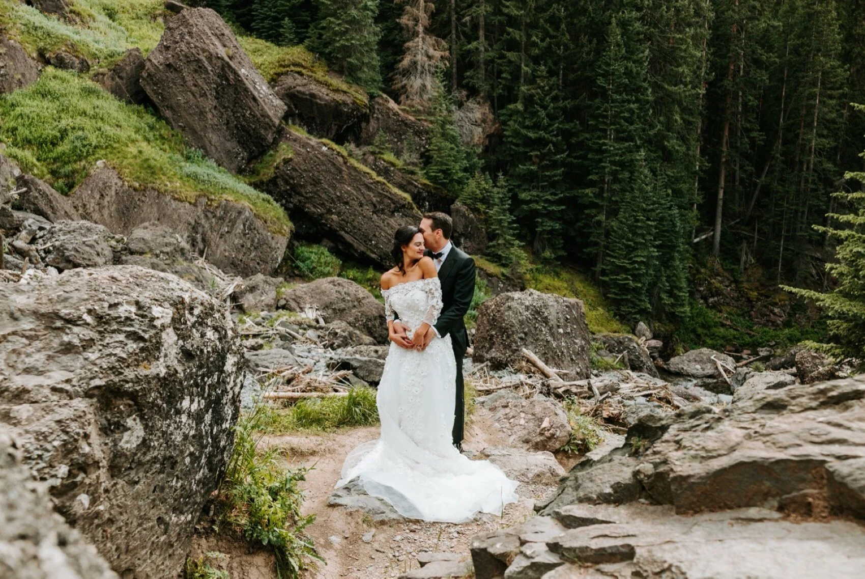 Telluride engagement session, Telluride Wedding, Bridal Falls Wedding, Telluride elopement, Colorado wedding Photographer, Telluride colorado Wedding, Ouray Wedding Photographer, Colorado elopement Photographer, Colorado Wedding, summer wedding in