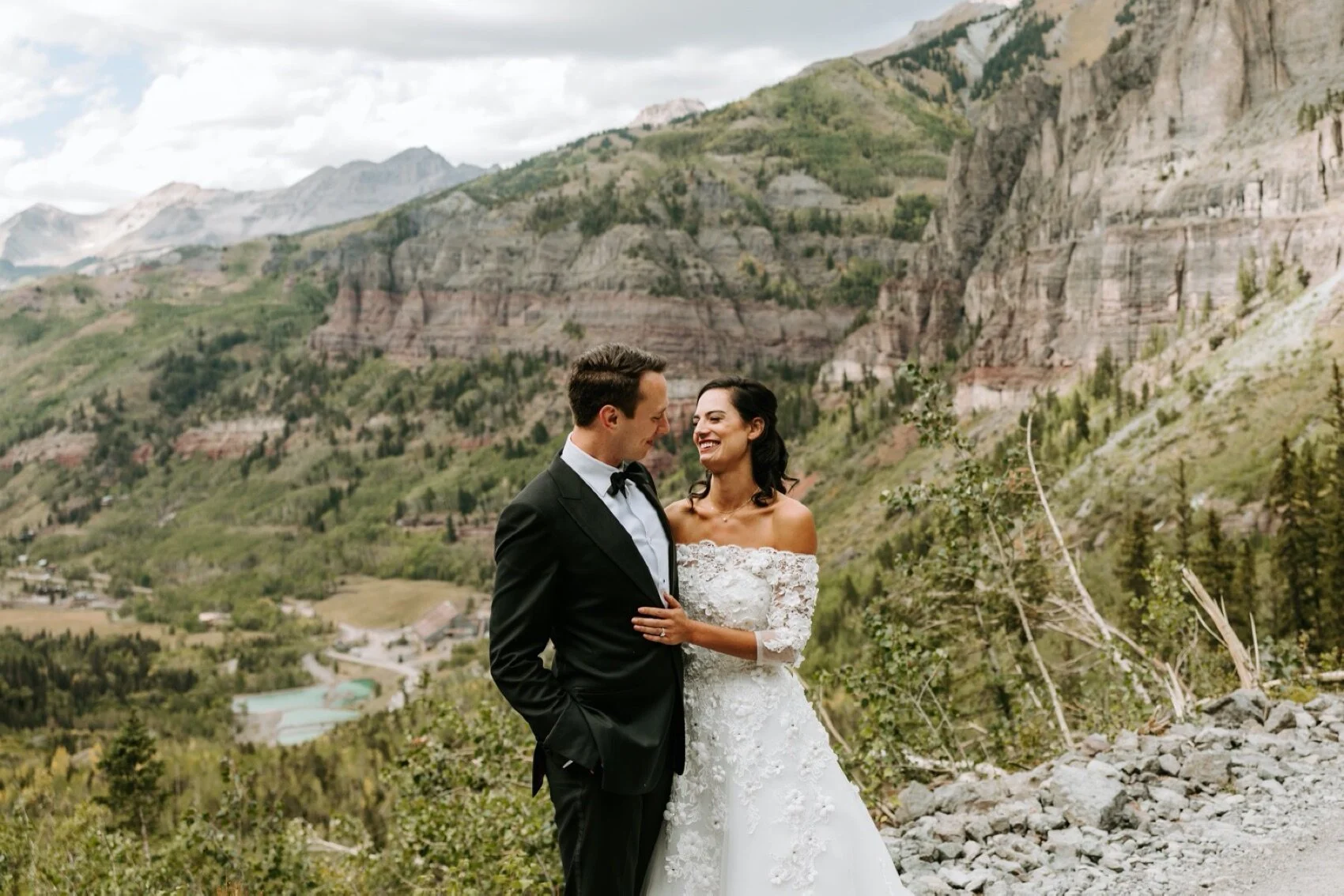 Telluride engagement session, Telluride Wedding, Bridal Falls Wedding, Telluride elopement, Colorado wedding Photographer, Telluride colorado Wedding, Ouray Wedding Photographer, Colorado elopement Photographer, Colorado Wedding, summer wedding in