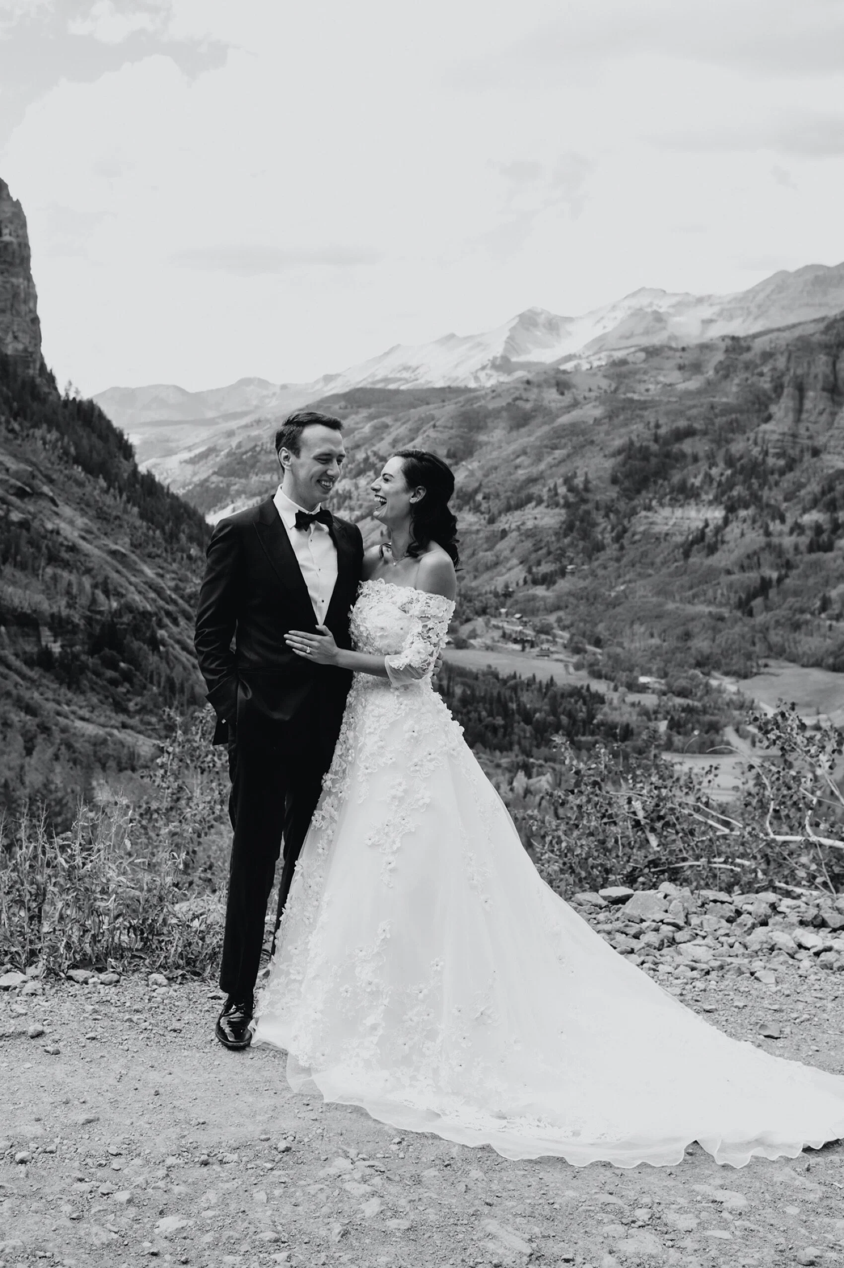 Telluride engagement session, Telluride Wedding, Bridal Falls Wedding, Telluride elopement, Colorado wedding Photographer, Telluride colorado Wedding, Ouray Wedding Photographer, Colorado elopement Photographer, Colorado Wedding, summer wedding in