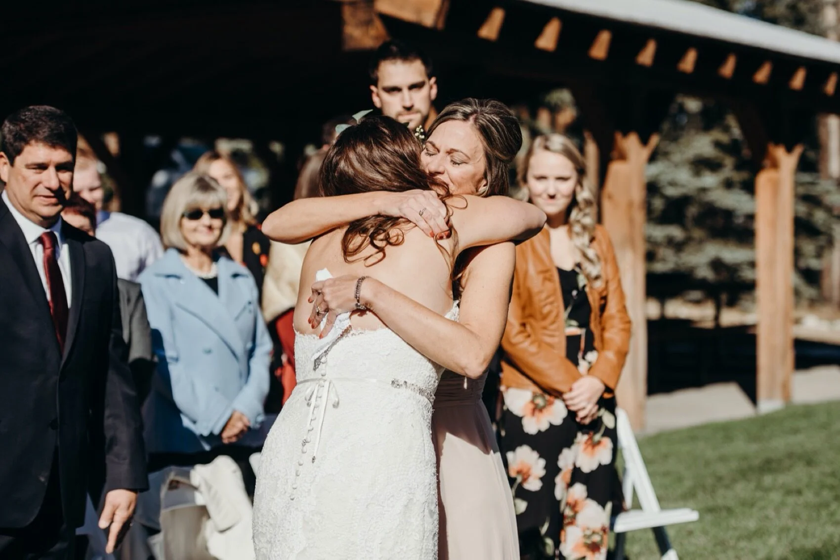 Colorado airbnb wedding, winter park Wedding, winter park colorado Wedding, airbnb Colorado, airbnb wedding ideas in colorado, winter park colorado Wedding photographer, airbnb Wedding Photographer, airbnb wedding locations, berthod pass, fall weddi