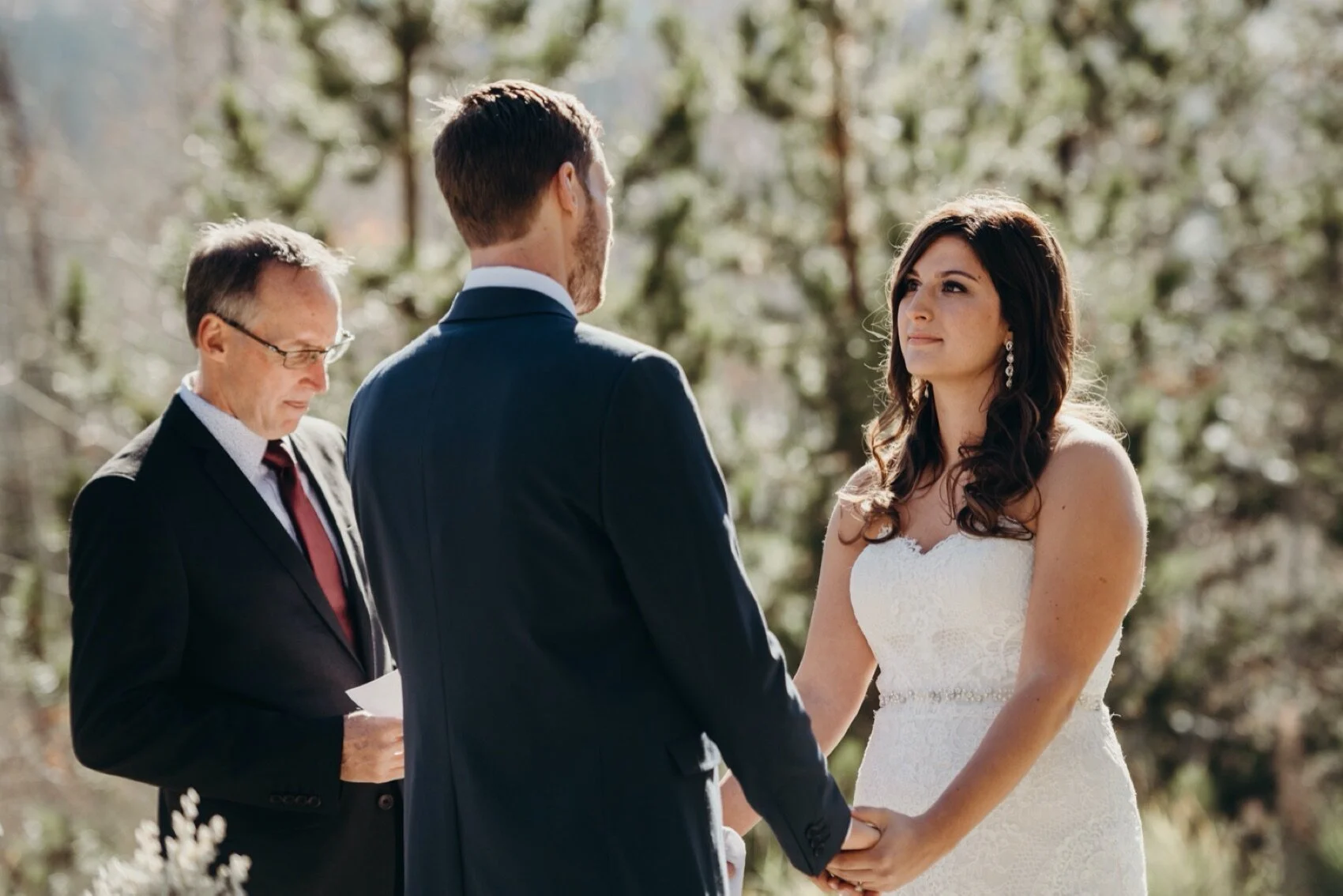 Colorado airbnb wedding, winter park Wedding, winter park colorado Wedding, airbnb Colorado, airbnb wedding ideas in colorado, winter park colorado Wedding photographer, airbnb Wedding Photographer, airbnb wedding locations, berthod pass, fall weddi