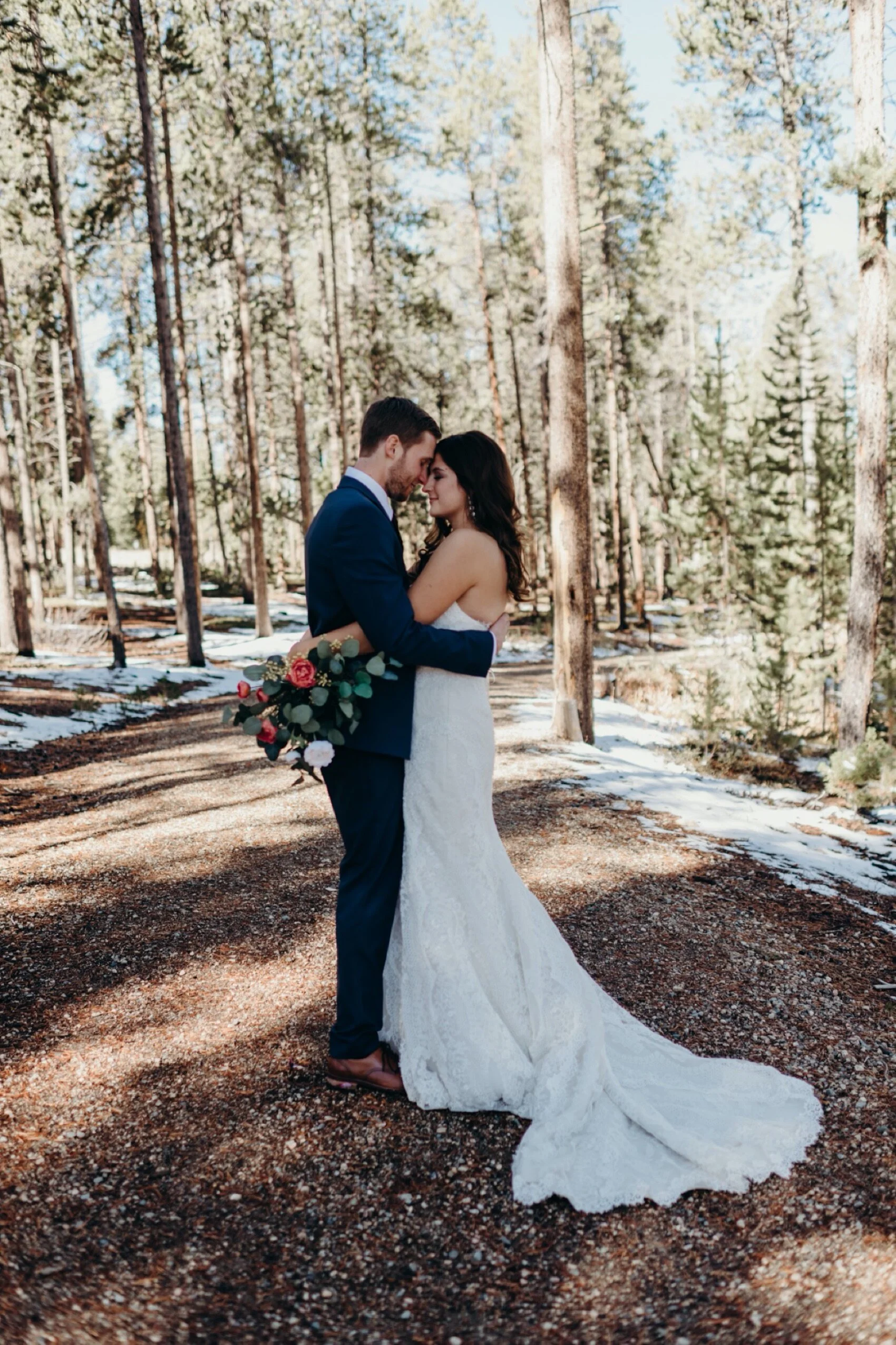 Colorado airbnb wedding, winter park Wedding, winter park colorado Wedding, airbnb Colorado, airbnb wedding ideas in colorado, winter park colorado Wedding photographer, airbnb Wedding Photographer, airbnb wedding locations, berthod pass, fall weddi