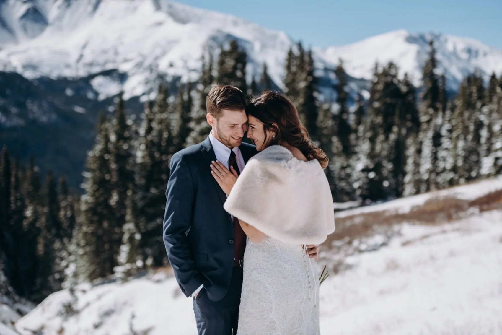 Colorado airbnb wedding, winter park Wedding, winter park colorado Wedding, airbnb Colorado, airbnb wedding ideas in colorado, winter park colorado Wedding photographer, airbnb Wedding Photographer, airbnb wedding locations, berthod pass, fall weddi