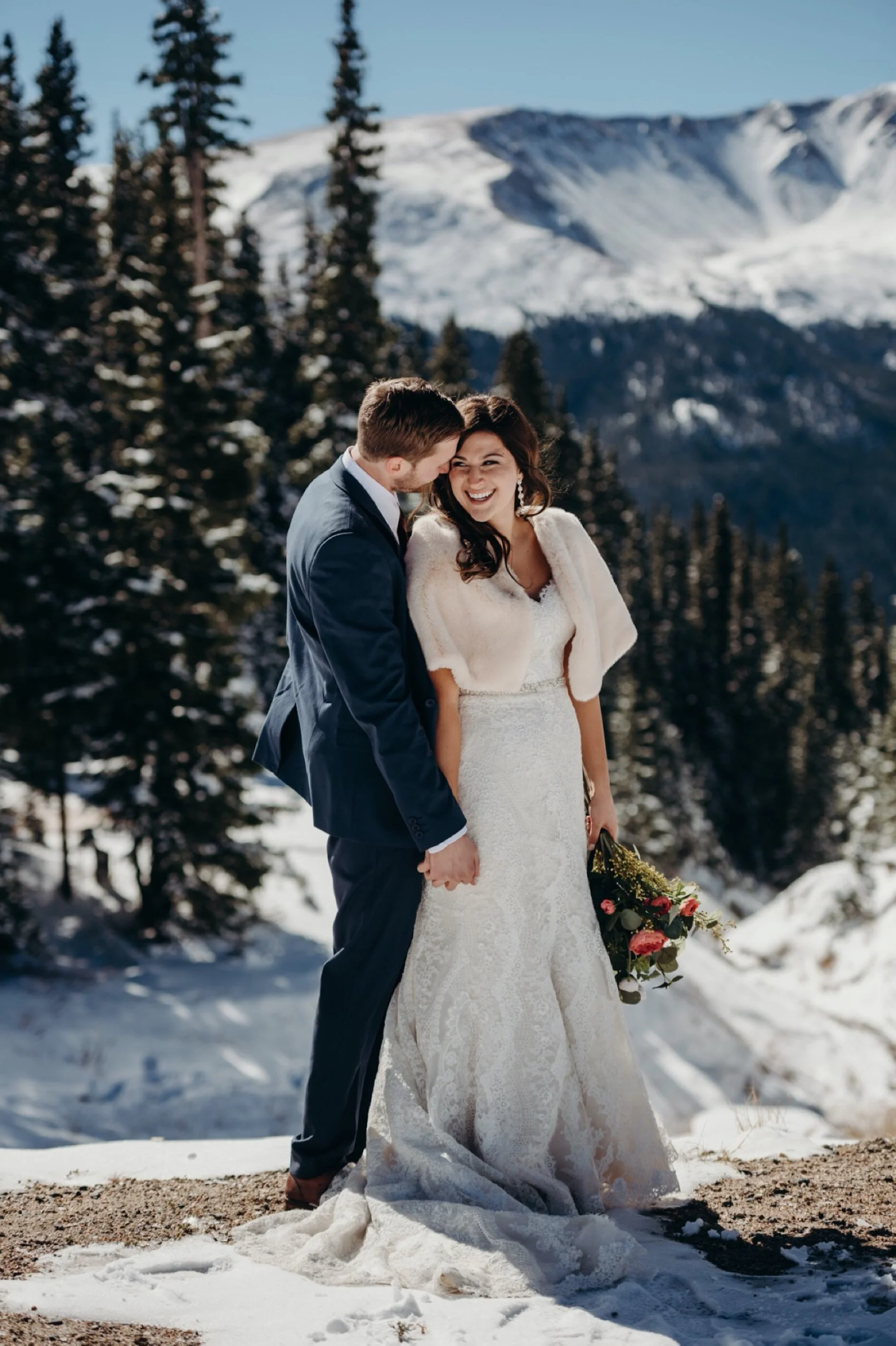 Colorado airbnb wedding, winter park Wedding, winter park colorado Wedding, airbnb Colorado, airbnb wedding ideas in colorado, winter park colorado Wedding photographer, airbnb Wedding Photographer, airbnb wedding locations, berthod pass, fall weddi