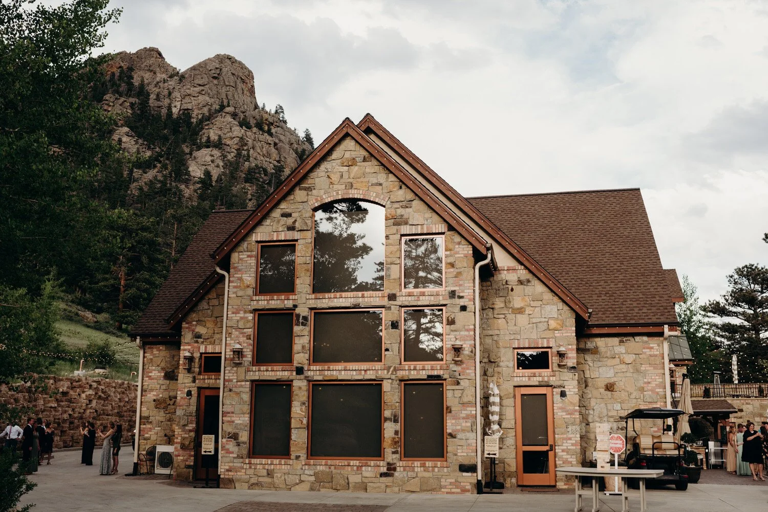 della terra mountain chateau wedding, della terra wedding, estes park wedding, Estes Park Wedding Photographer, estes park wedding venues, colorado wedding venues, colorado wedding, colorado wedding photographer, summer mountain wedding, colorado de
