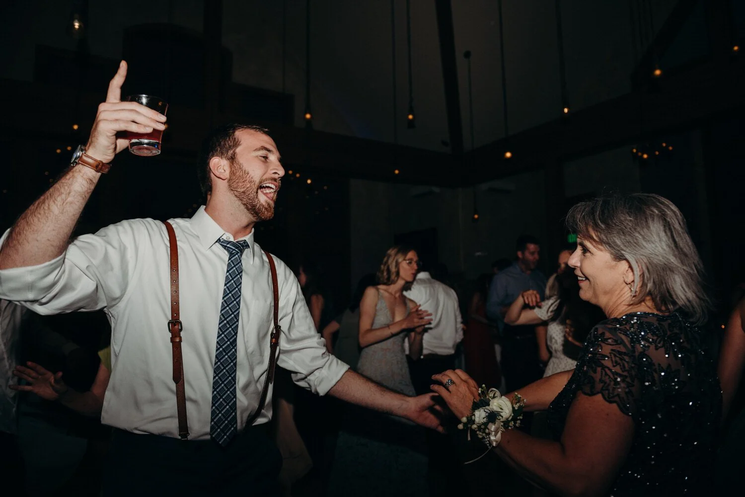 della terra mountain chateau wedding, della terra wedding, estes park wedding, Estes Park Wedding Photographer, estes park wedding venues, colorado wedding venues, colorado wedding, colorado wedding photographer, summer mountain wedding, colorado de
