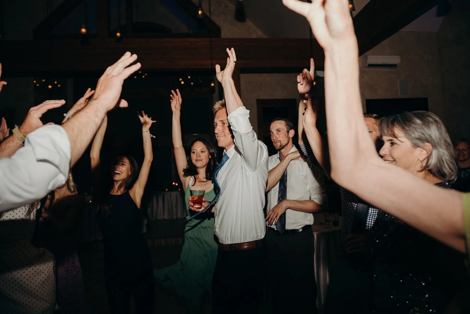 della terra mountain chateau wedding, della terra wedding, estes park wedding, Estes Park Wedding Photographer, estes park wedding venues, colorado wedding venues, colorado wedding, colorado wedding photographer, summer mountain wedding, colorado de