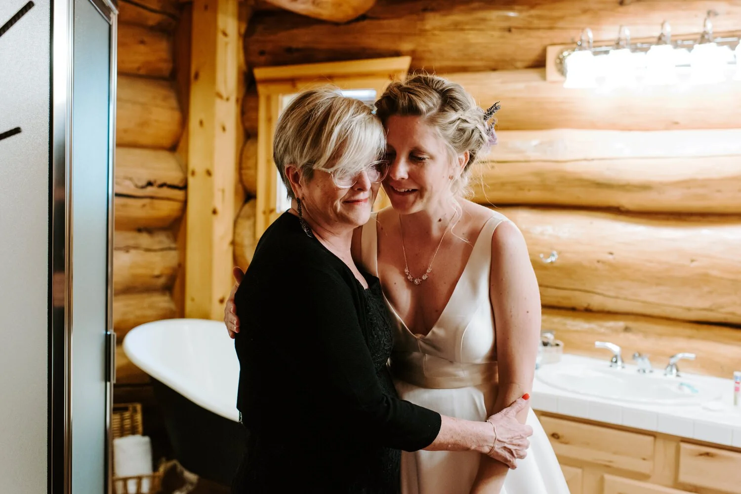 wild horse inn, wild horse inn wedding, fraser colorado, fraser colorado wedding, Fraser Colorado Wedding Photographer, winter park colorado wedding, fraser colorado wedding venues, colorado bed and breakfast wedding, grand county wedding, tabernash