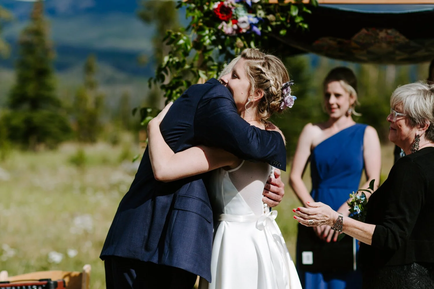 wild horse inn, wild horse inn wedding, fraser colorado, fraser colorado wedding, Fraser Colorado Wedding Photographer, winter park colorado wedding, fraser colorado wedding venues, colorado bed and breakfast wedding, grand county wedding, tabernash