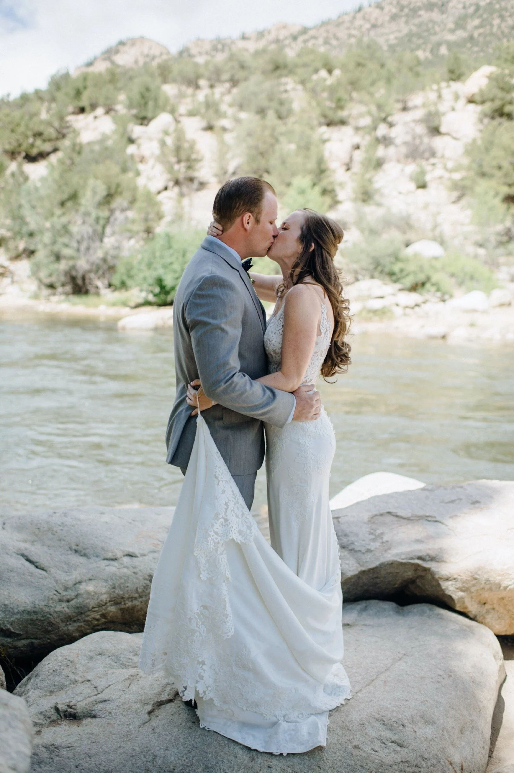 Surf Chateau, Surf Chateau Wedding, Buena Vista Wedding, Buena Vista Colorado wedding, Colorado wedding Photographer, Buena Vista colorado Wedding photographer, surf chateau Wedding Photographer, salida Wedding Photographer, Mount princeton Wedding,