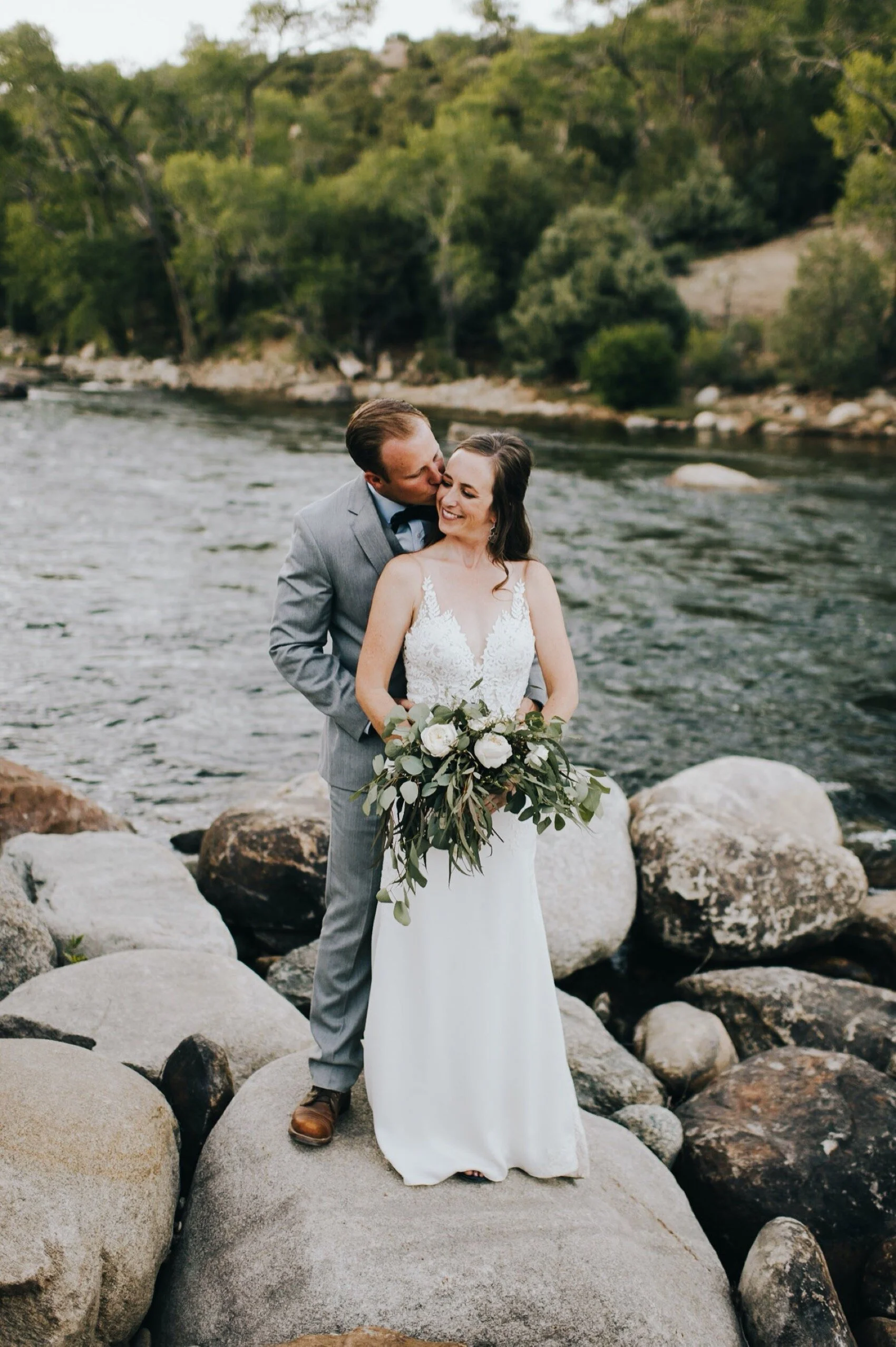Surf Chateau, Surf Chateau Wedding, Buena Vista Wedding, Buena Vista Colorado wedding, Colorado wedding Photographer, Buena Vista colorado Wedding photographer, surf chateau Wedding Photographer, salida Wedding Photographer, Mount princeton Wedding,
