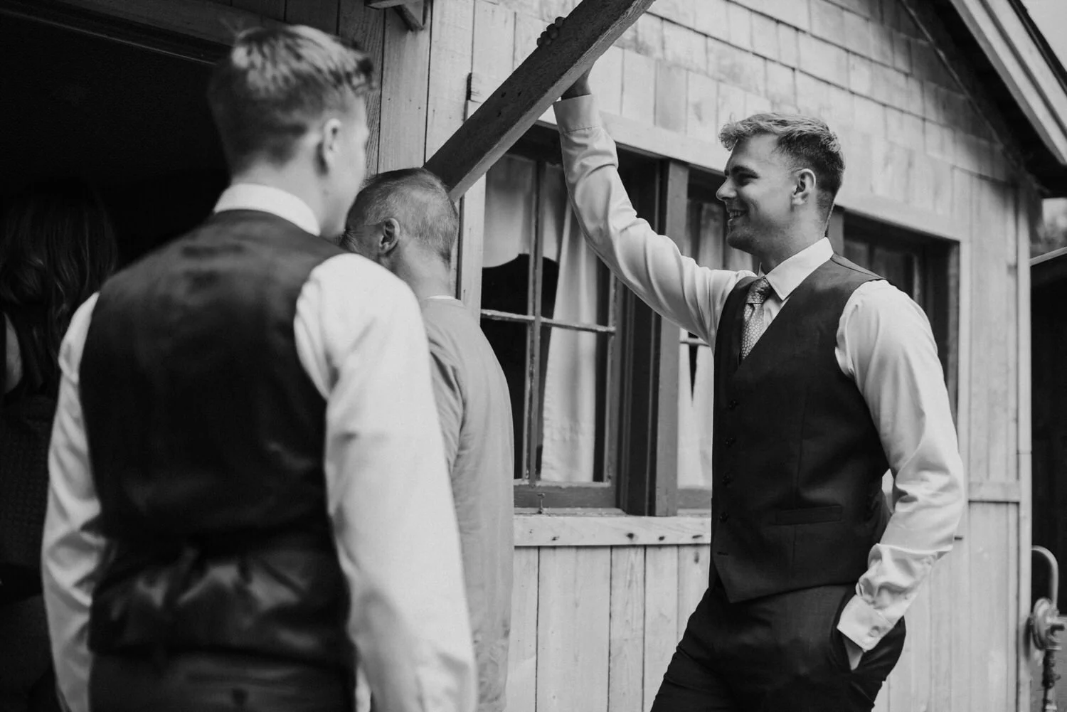 Mountain View Ranch, Mountain View Ranch Wedding, Colorado Wedding Photographer, Pine Colorado Wedding, Pine Wedding Photographer, Mountain Wedding Photographer, Colorado Mountain Wedding, Colorado Wedding Venue, Colorado destination wedding, rainy
