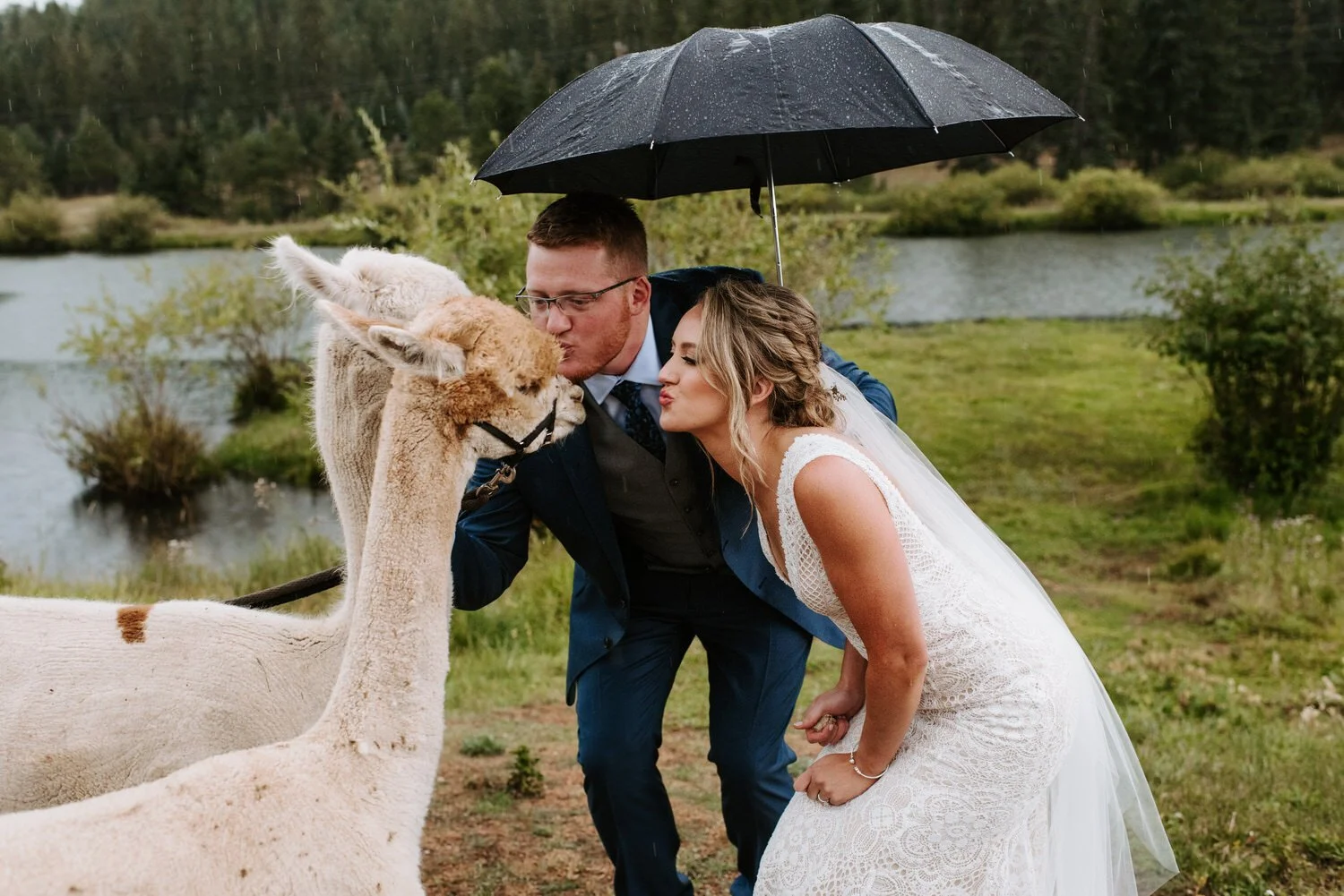 Mountain View Ranch, Mountain View Ranch Wedding, Colorado Wedding Photographer, Pine Colorado Wedding, Pine Wedding Photographer, Mountain Wedding Photographer, Colorado Mountain Wedding, Colorado Wedding Venue, Colorado destination wedding, rainy