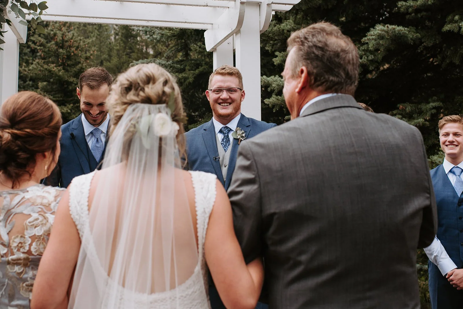 Mountain View Ranch, Mountain View Ranch Wedding, Colorado Wedding Photographer, Pine Colorado Wedding, Pine Wedding Photographer, Mountain Wedding Photographer, Colorado Mountain Wedding, Colorado Wedding Venue, Colorado destination wedding, rainy
