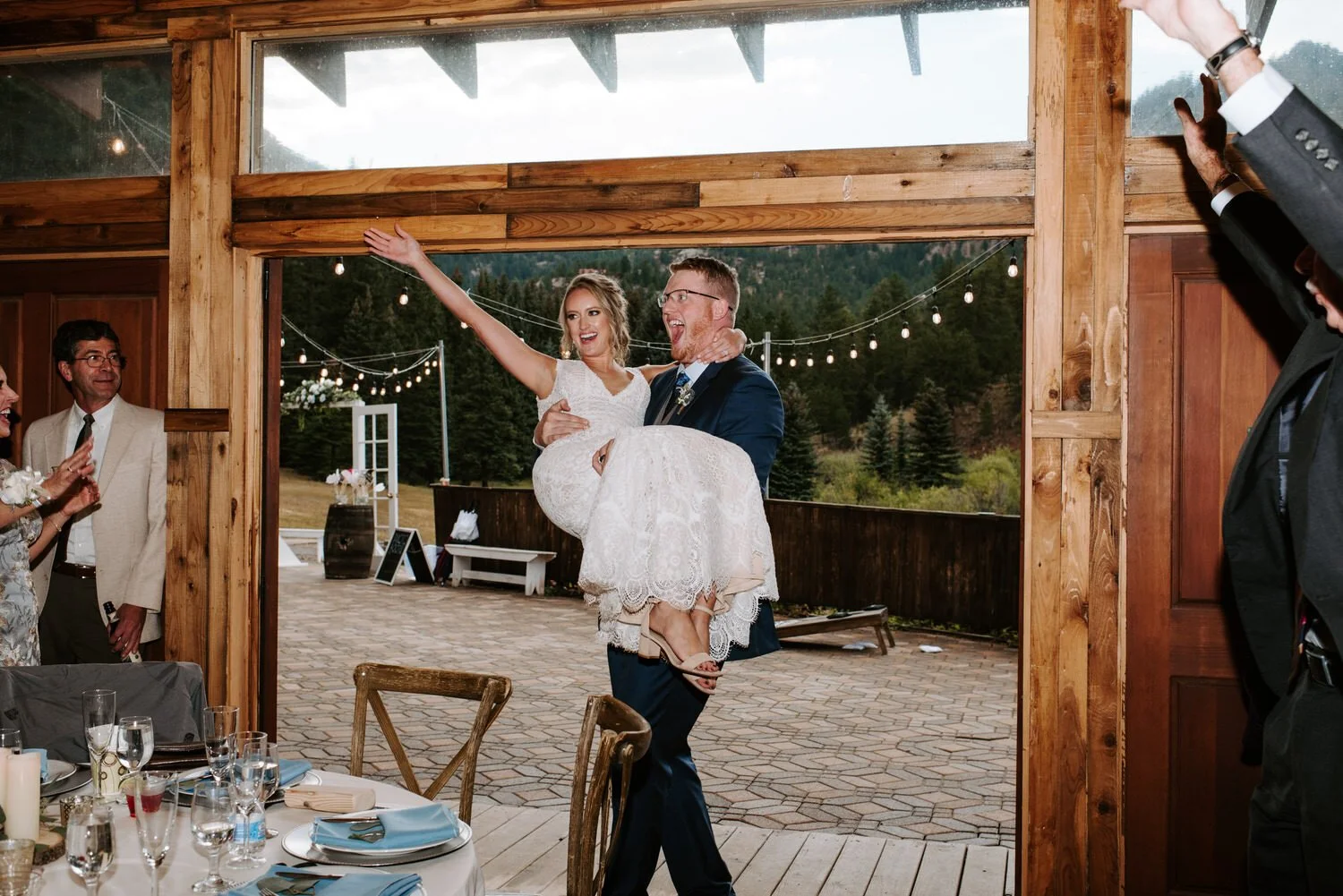 Mountain View Ranch, Mountain View Ranch Wedding, Colorado Wedding Photographer, Pine Colorado Wedding, Pine Wedding Photographer, Mountain Wedding Photographer, Colorado Mountain Wedding, Colorado Wedding Venue, Colorado destination wedding, rainy