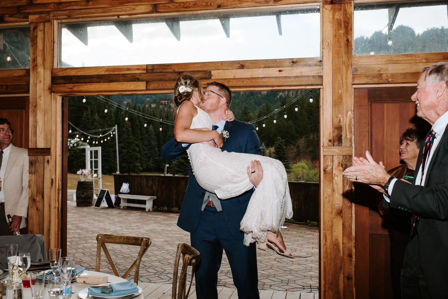 Mountain View Ranch, Mountain View Ranch Wedding, Colorado Wedding Photographer, Pine Colorado Wedding, Pine Wedding Photographer, Mountain Wedding Photographer, Colorado Mountain Wedding, Colorado Wedding Venue, Colorado destination wedding, rainy