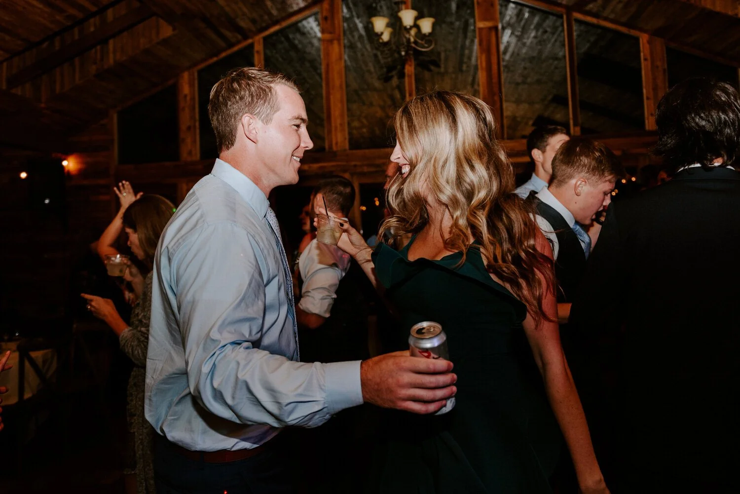 Mountain View Ranch, Mountain View Ranch Wedding, Colorado Wedding Photographer, Pine Colorado Wedding, Pine Wedding Photographer, Mountain Wedding Photographer, Colorado Mountain Wedding, Colorado Wedding Venue, Colorado destination wedding, rainy