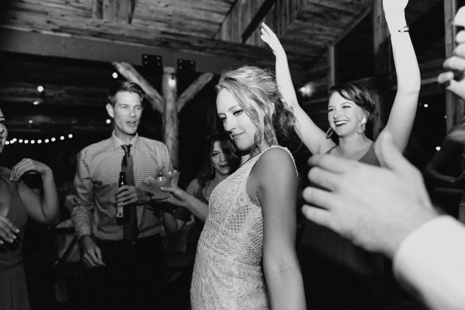 Mountain View Ranch, Mountain View Ranch Wedding, Colorado Wedding Photographer, Pine Colorado Wedding, Pine Wedding Photographer, Mountain Wedding Photographer, Colorado Mountain Wedding, Colorado Wedding Venue, Colorado destination wedding, rainy