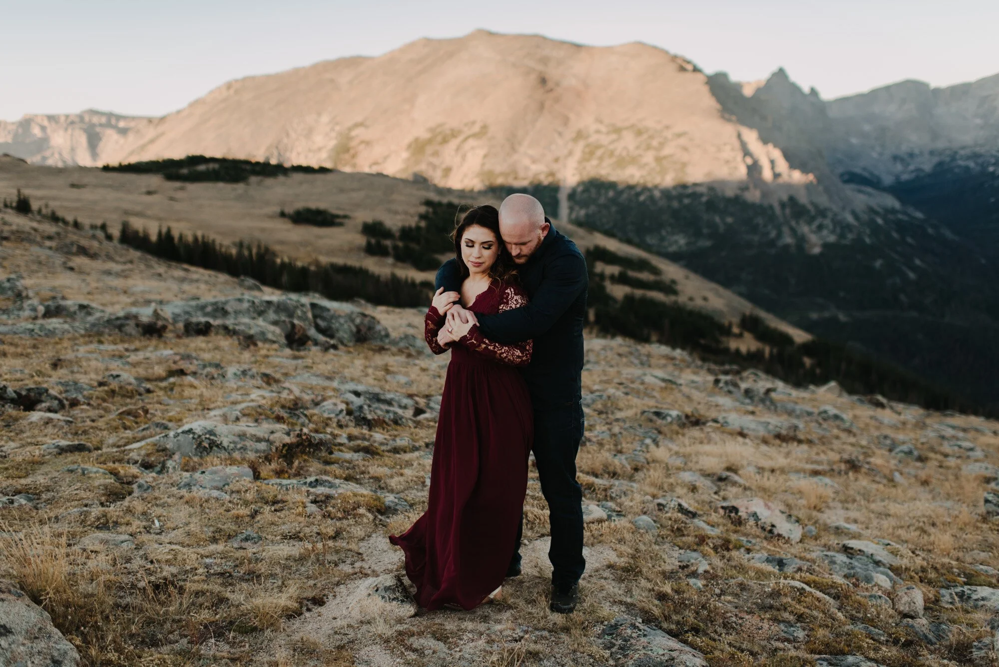 5 Reasons Sunrise Engagement Sessions Are The Best (Especially in Colorado!)