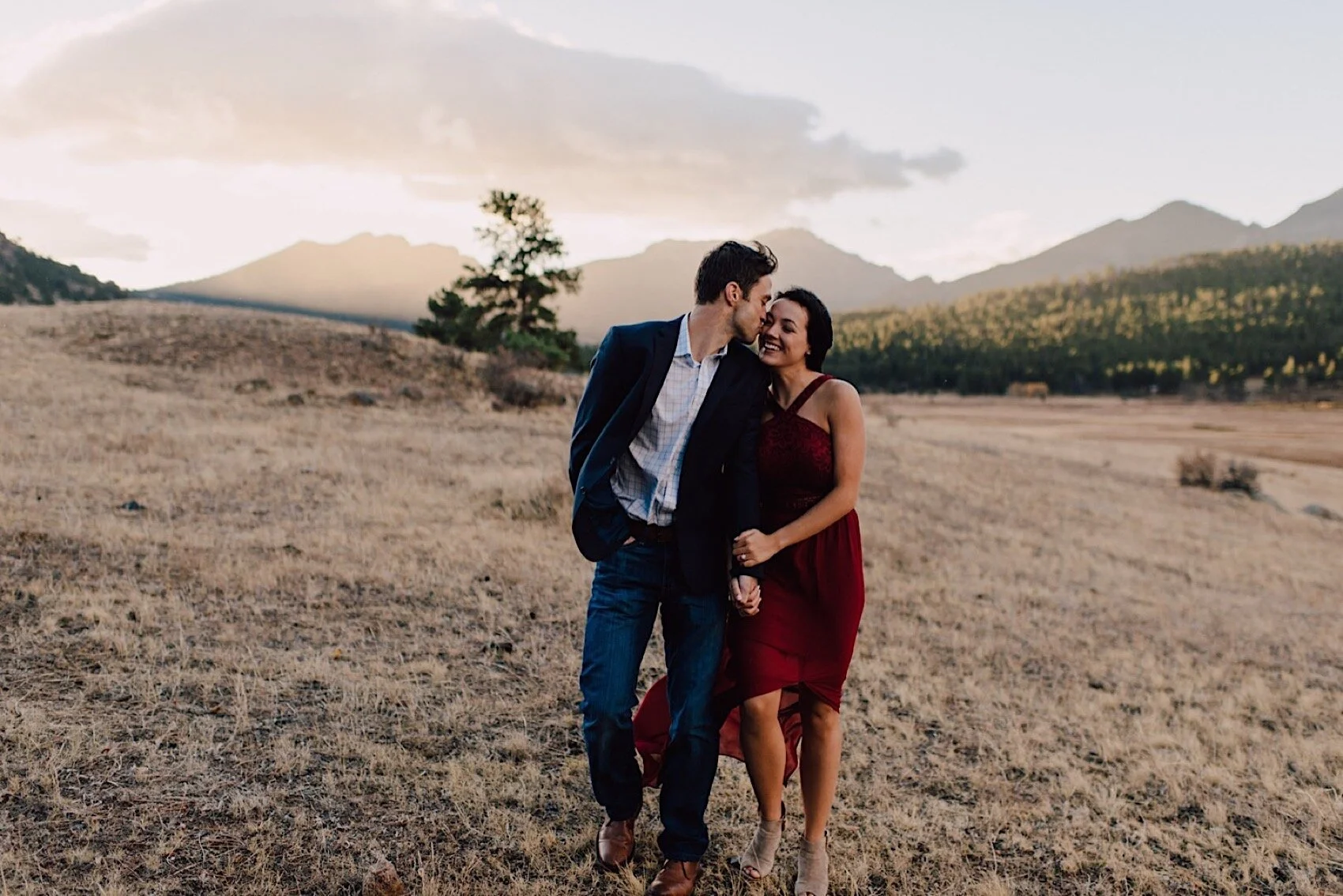  rmnp engagement session, colorado engagement photos, Hiking Engagement Session, colorado elopement, colorado elopement photographer, places to elope colorado, 3M curve Photographer, colorado Wedding, rmnp Engagement, Adventure Engagement Session, ro