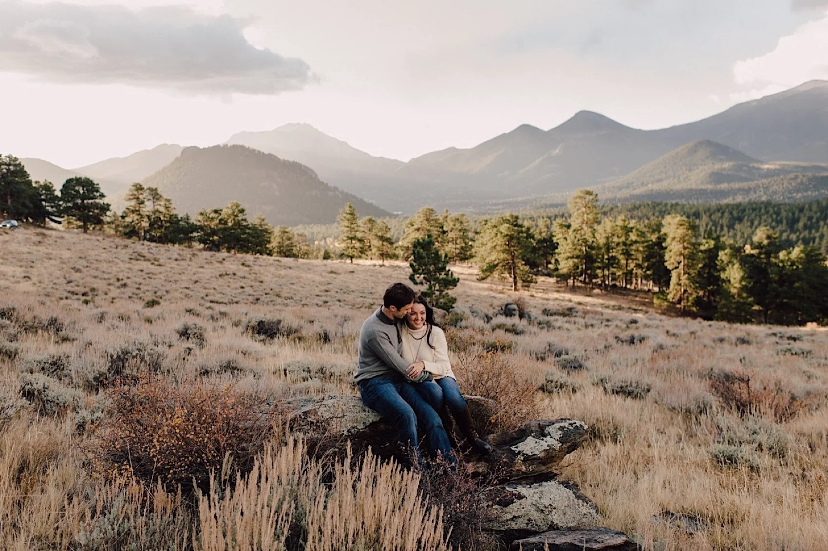  rmnp engagement session, colorado engagement photos, Hiking Engagement Session, colorado elopement, colorado elopement photographer, places to elope colorado, 3M curve Photographer, colorado Wedding, rmnp Engagement, Adventure Engagement Session, ro