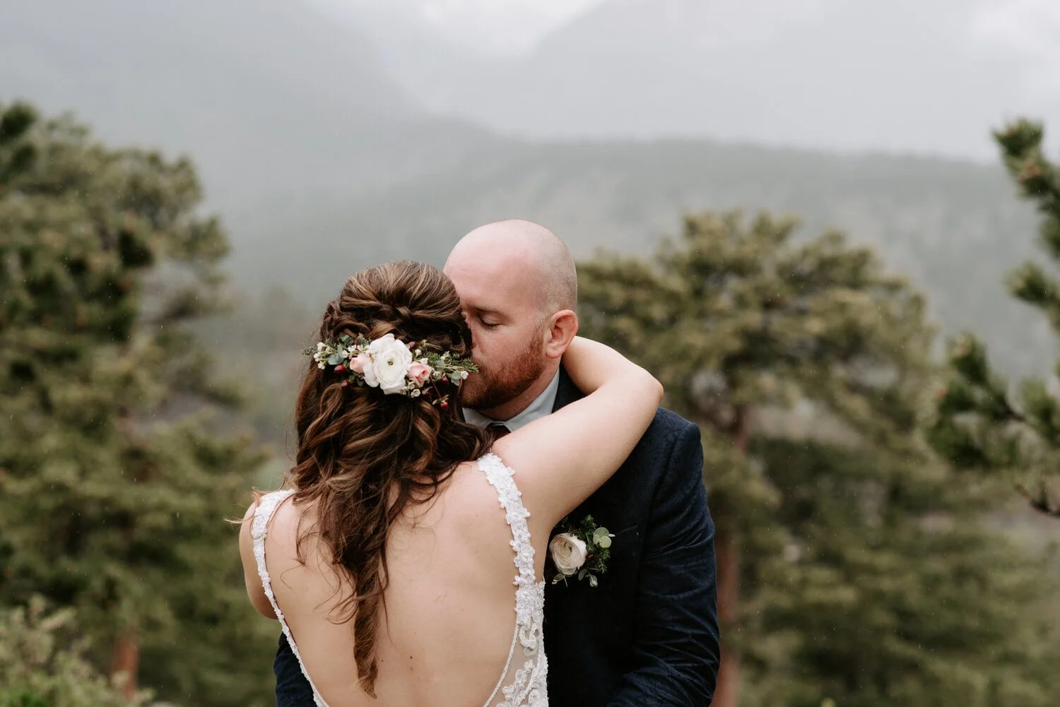 YMCA of the rockies, Overlook Chapel Estes Park, Overlook Chapel Wedding, YMCA of the Rockies Wedding, Colorado wedding Photographer, Colorado Elopement Ideas, Colorado Mountain Wedding, Estes Park Wedding Photographer, RMNP Elopement, colorado moun