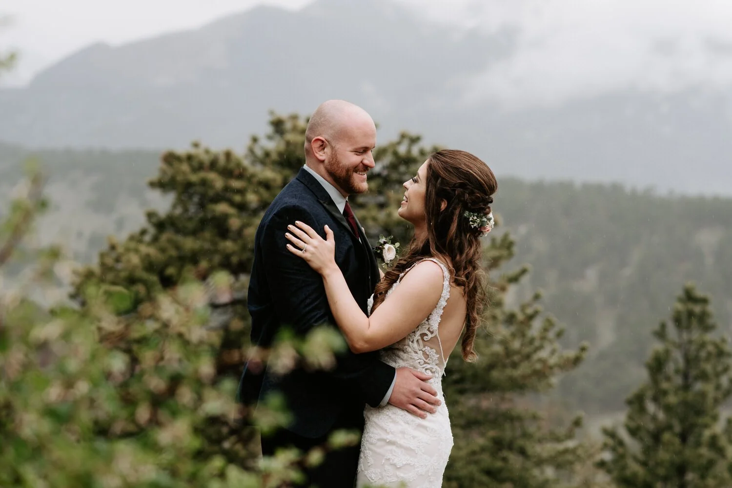 YMCA of the rockies, Overlook Chapel Estes Park, Overlook Chapel Wedding, YMCA of the Rockies Wedding, Colorado wedding Photographer, Colorado Elopement Ideas, Colorado Mountain Wedding, Estes Park Wedding Photographer, RMNP Elopement, colorado moun