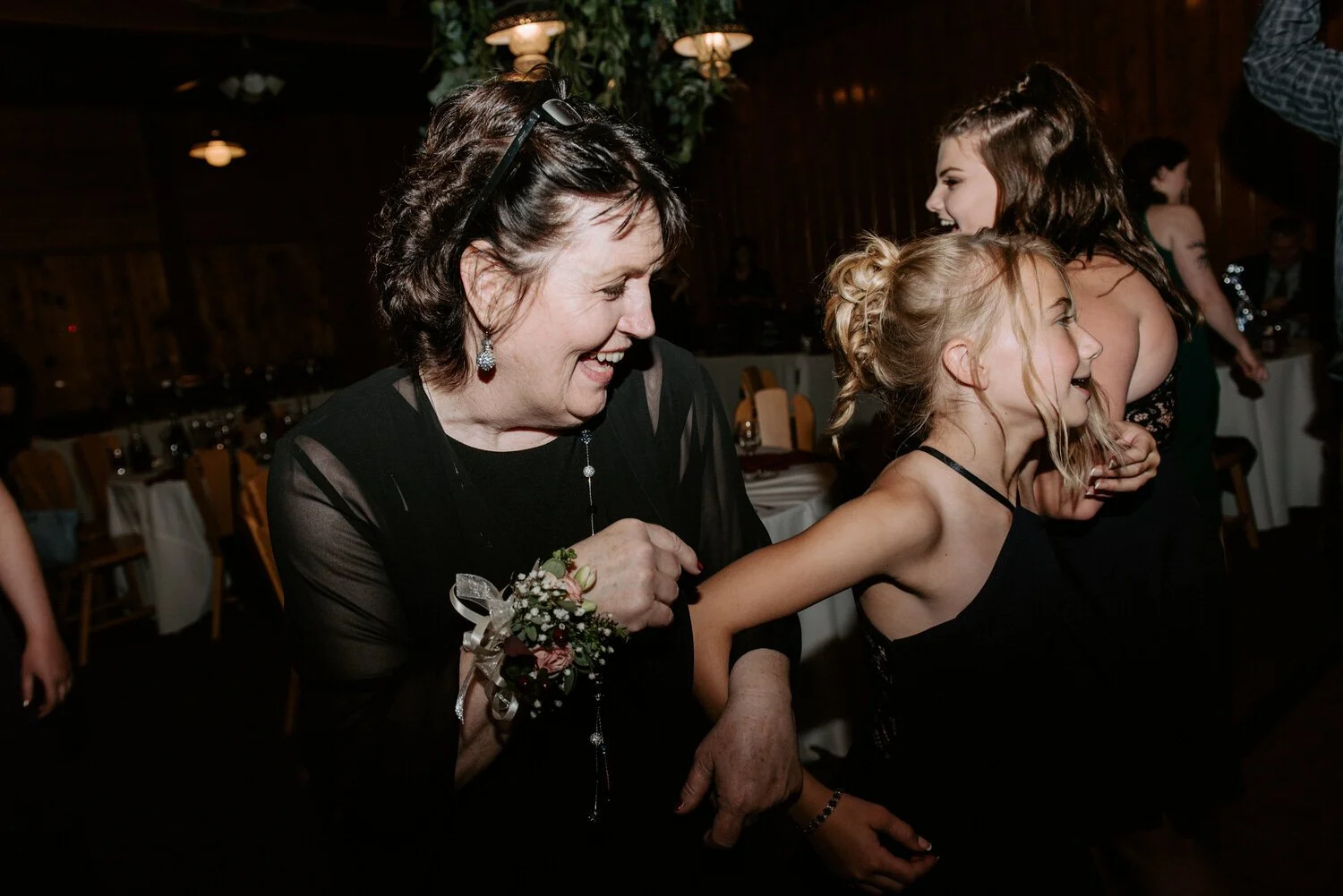 YMCA of the rockies, Overlook Chapel Estes Park, Overlook Chapel Wedding, YMCA of the Rockies Wedding, Colorado wedding Photographer, Colorado Elopement Ideas, Colorado Mountain Wedding, Estes Park Wedding Photographer, RMNP Elopement, colorado moun