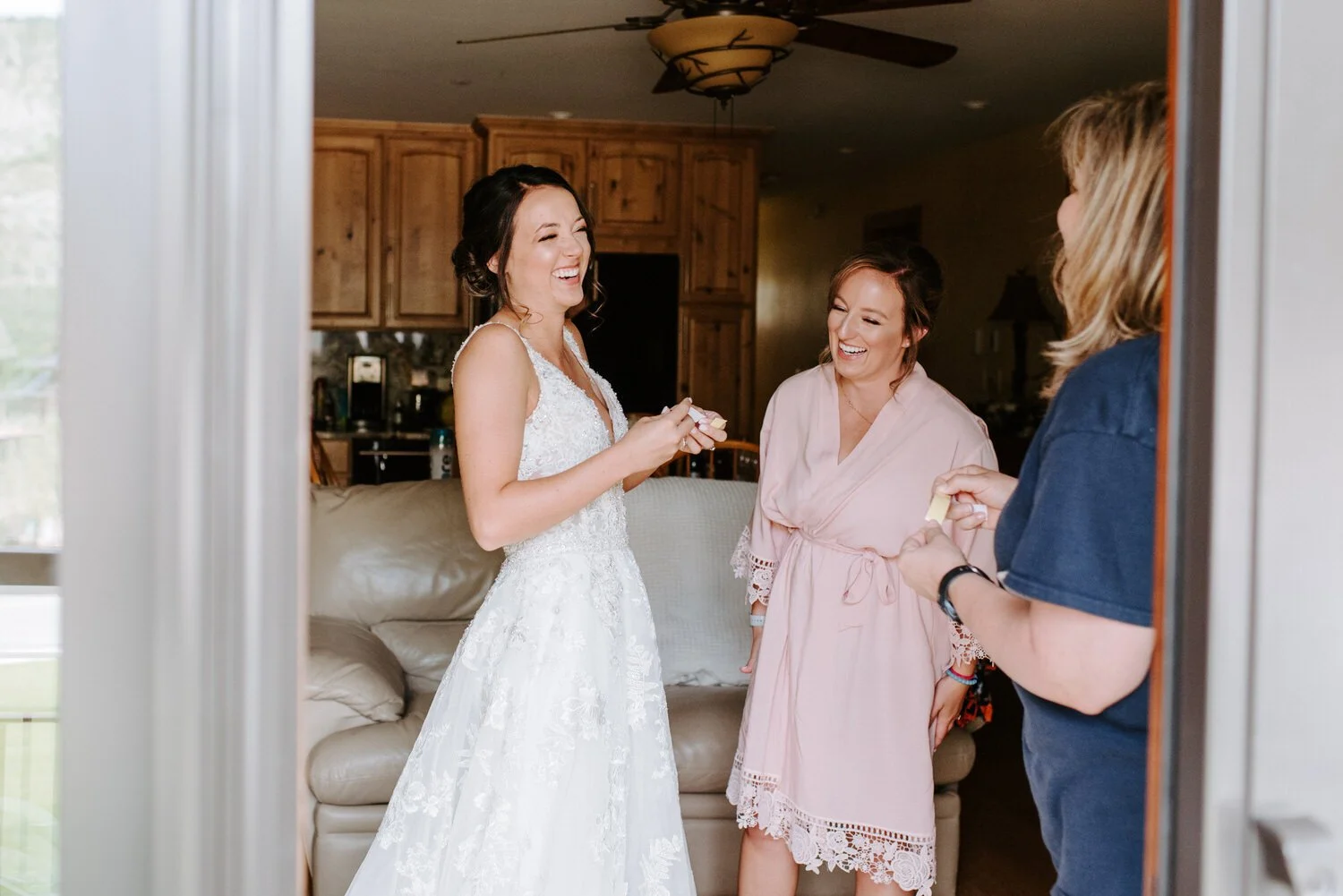 maroon bells wedding, intimate maroon bells wedding, aspen wedding, maroon bells wedding photographer, colorado wedding, colorado wedding photographer, snowmass wedding, colorado destination wedding, intimate colorado wedding, aspen wedding photogra