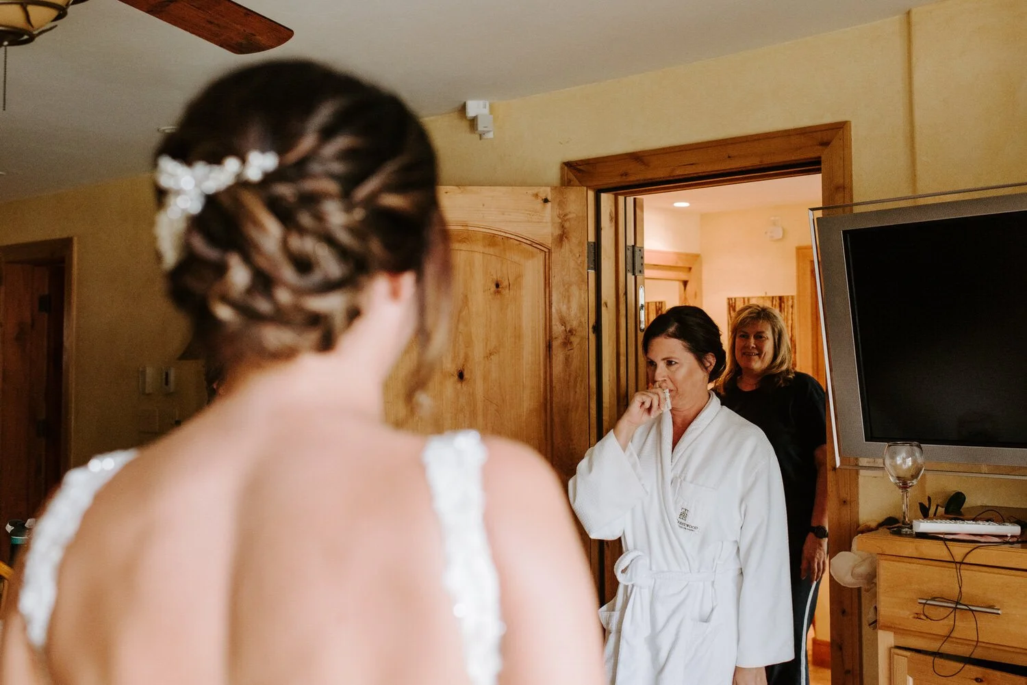 maroon bells wedding, intimate maroon bells wedding, aspen wedding, maroon bells wedding photographer, colorado wedding, colorado wedding photographer, snowmass wedding, colorado destination wedding, intimate colorado wedding, aspen wedding photogra