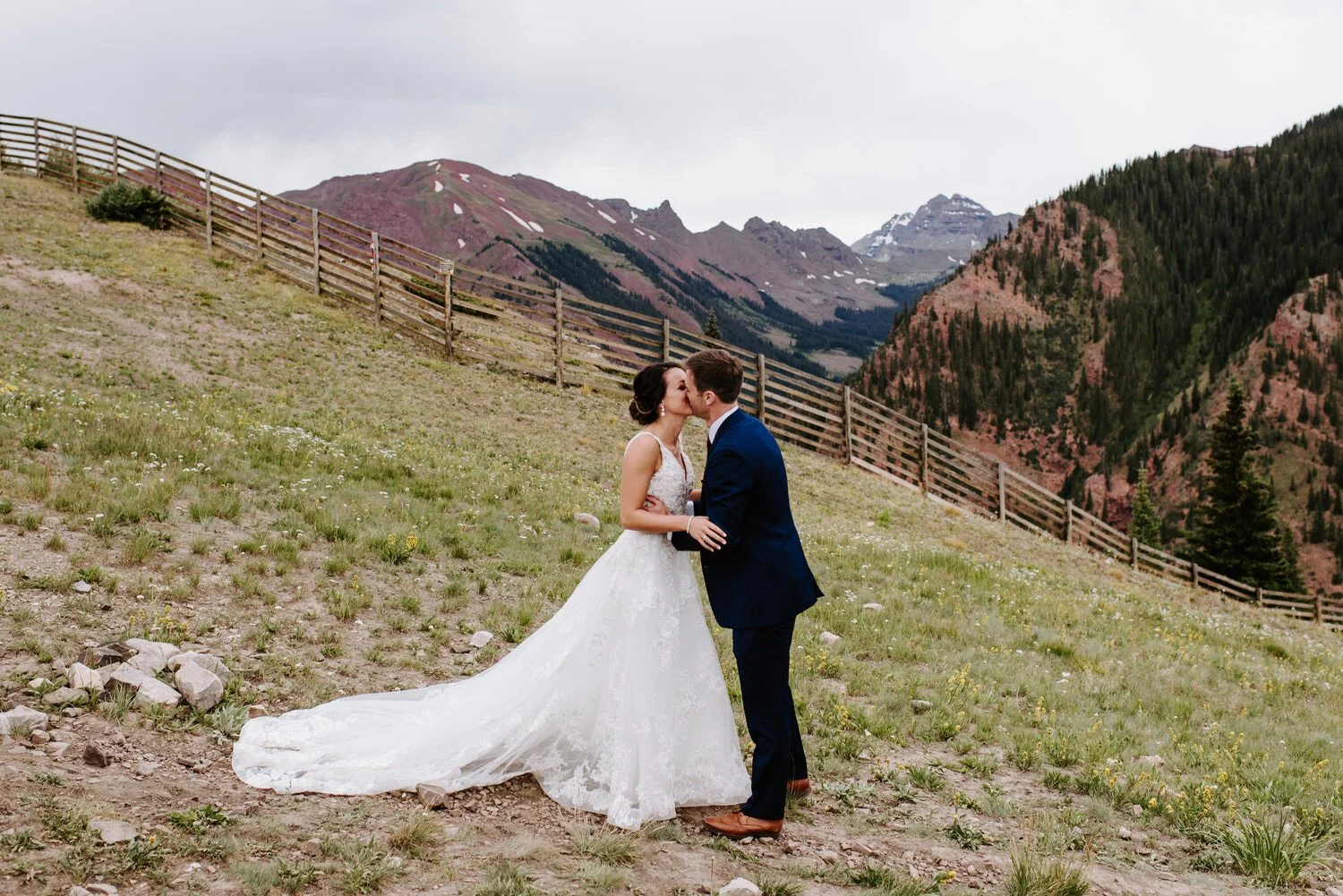 maroon bells wedding, intimate maroon bells wedding, aspen wedding, maroon bells wedding photographer, colorado wedding, colorado wedding photographer, snowmass wedding, colorado destination wedding, intimate colorado wedding, aspen wedding photogra