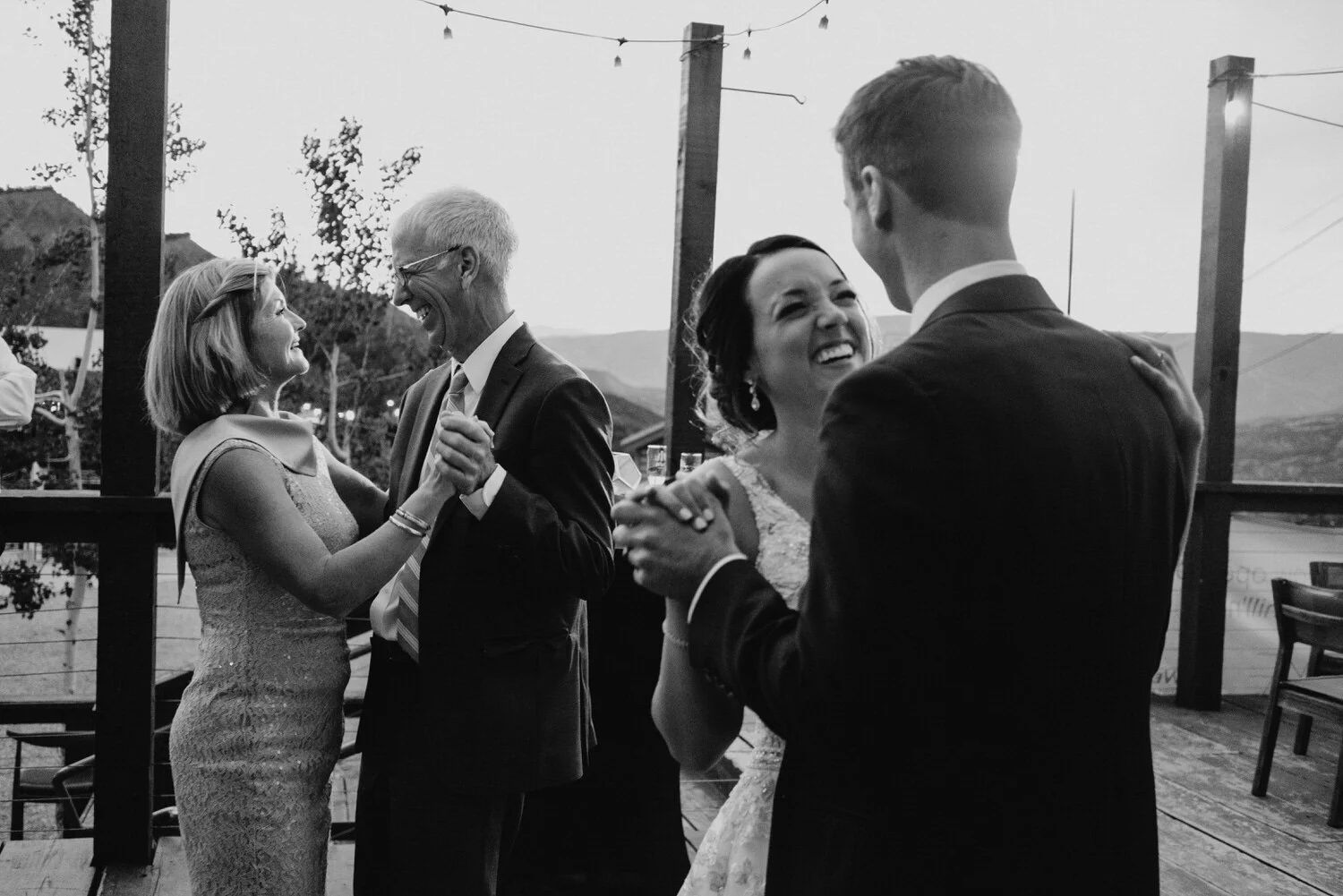 maroon bells wedding, intimate maroon bells wedding, aspen wedding, maroon bells wedding photographer, colorado wedding, colorado wedding photographer, snowmass wedding, colorado destination wedding, intimate colorado wedding, aspen wedding photogra