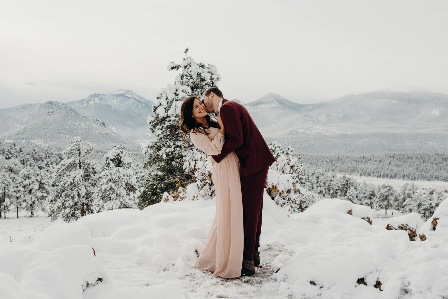 Colorado Elopement Photographer, Colorado Elopement Ideas, Colorado Mountain Elopement, Estes Park Elopement Photographer, RMNP Elopement, Rocky Mountain National Park Elopement, Denver Elopement Photographer, Boulder Elopement Photographer, Adventu