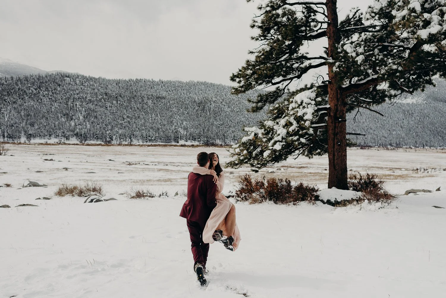 Colorado Elopement Photographer, Colorado Elopement Ideas, Colorado Mountain Elopement, Estes Park Elopement Photographer, RMNP Elopement, Rocky Mountain National Park Elopement, Denver Elopement Photographer, Boulder Elopement Photographer, Adventu