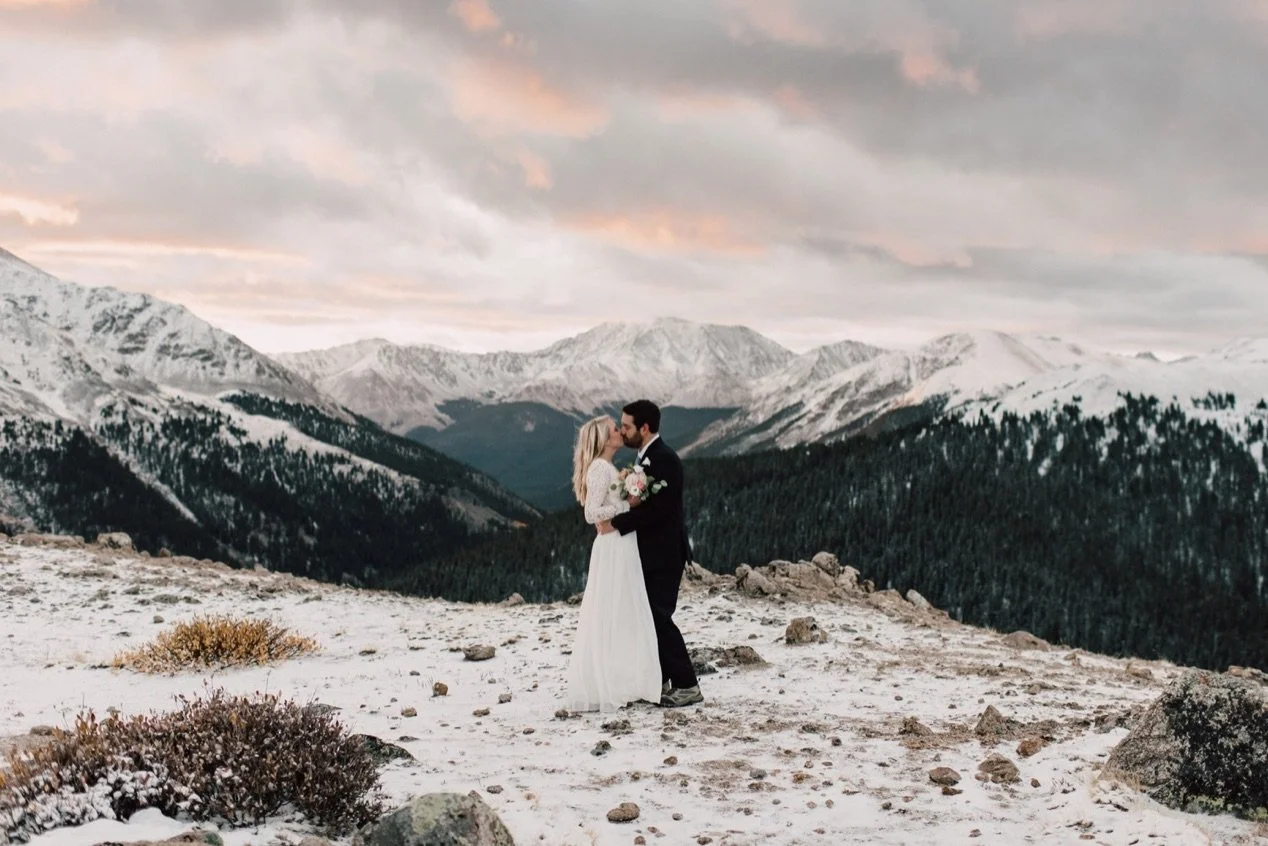 Colorado Elopement Photographer, Colorado Elopement Ideas, Colorado Mountain Elopement, Aspen Elopement Photographer, Maroon Bells Elopement, Independence Pass Elopement, Denver Elopement Photographer, Boulder Elopement Photographer, Adventure Elope
