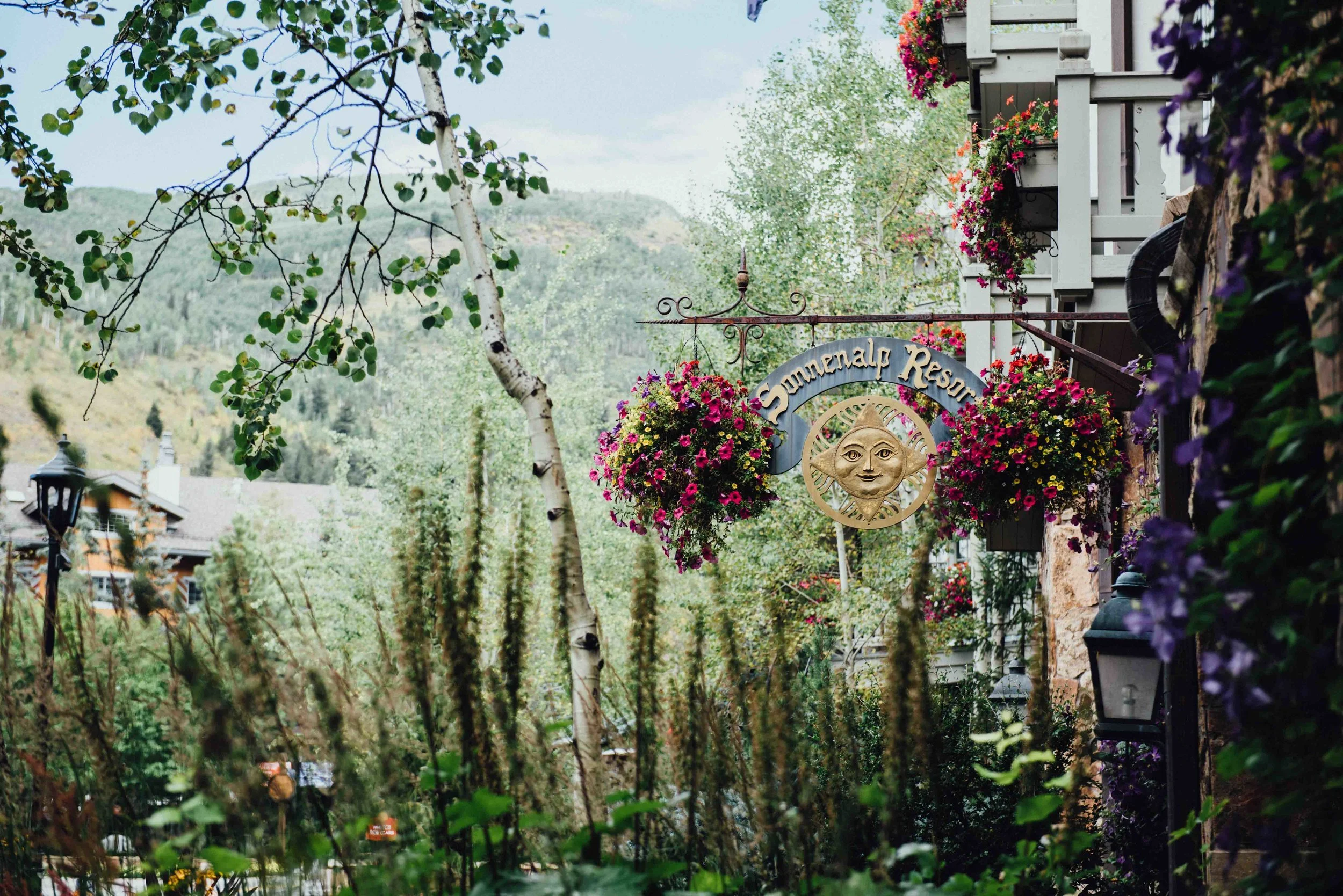 sonnenalp wedding vail, vail wedding deck wedding, donovan pavilion wedding, colorado wedding, colorado wedding photographer, colorado wedding venues, colorado destination wedding, Colorado Mountain Wedding, Colorado Mountain venues, vail wedding ve