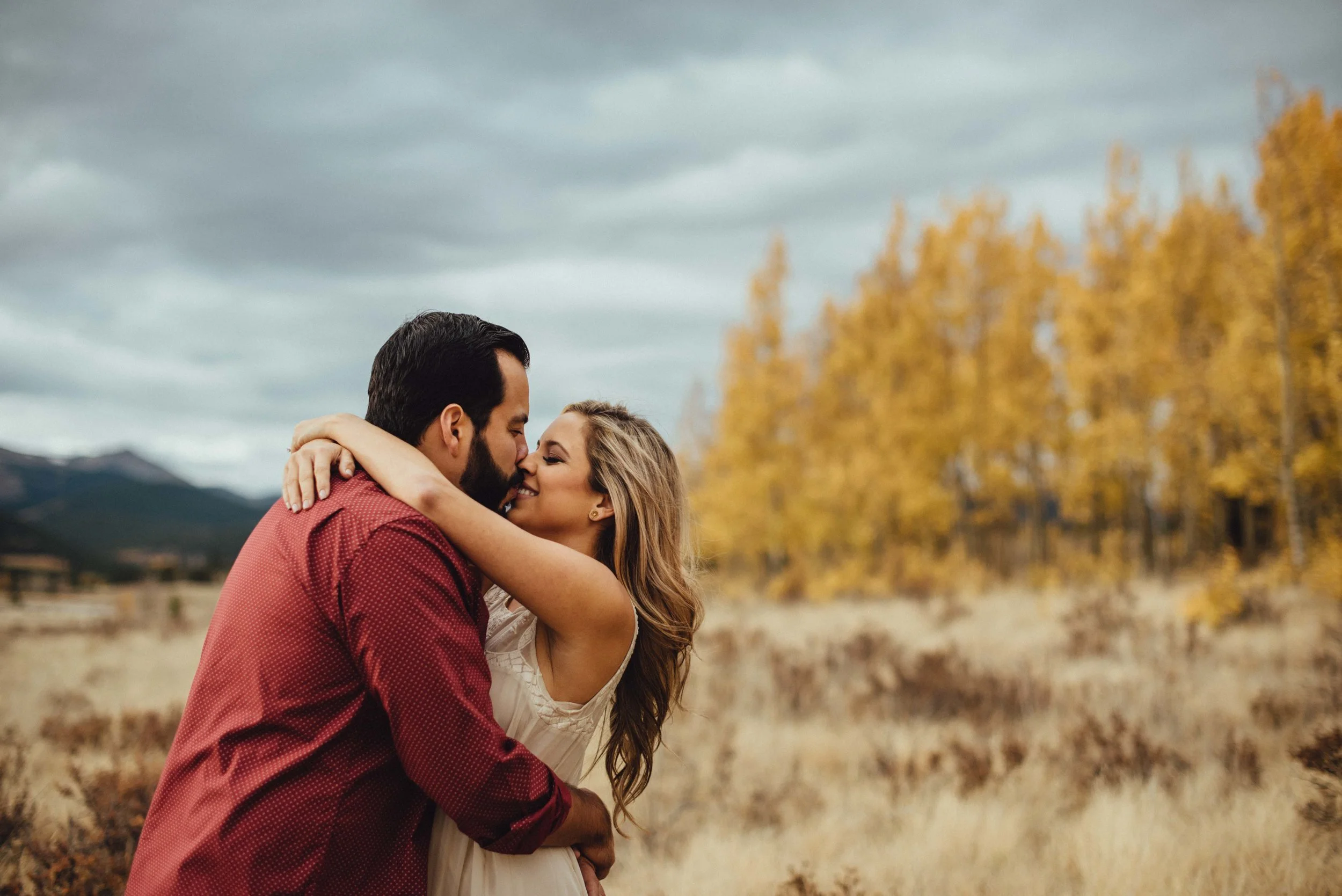 kenosha pass engagement session, colorado engagement photos, Hiking Engagement Session, colorado engagement, colorado engagement photographer, places to take fall engagement photos in colorado, Kenosha pass Photographer, colorado Wedding, kenosha pa