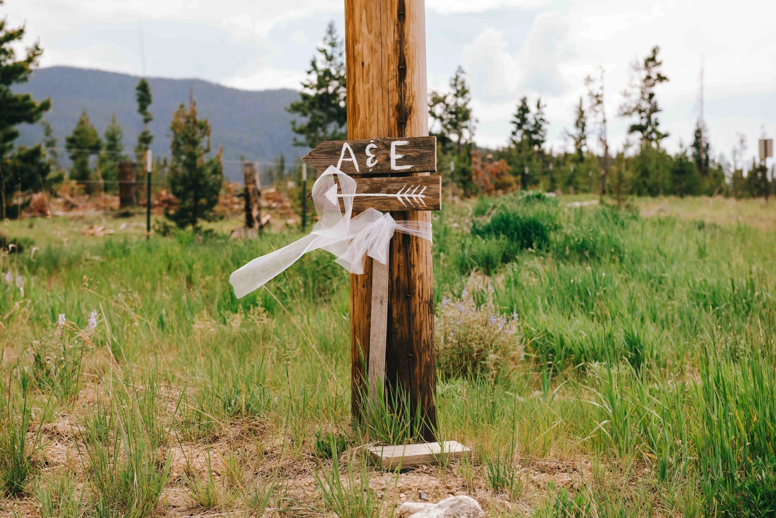 hithers edge ranch wedding, tabernash colorado wedding, intimate winter park wedding, colorado wedding, colorado wedding photographer, tabernash wedding venues, winter park destination wedding, Colorado Mountain Wedding, Colorado Mountain venues, ta