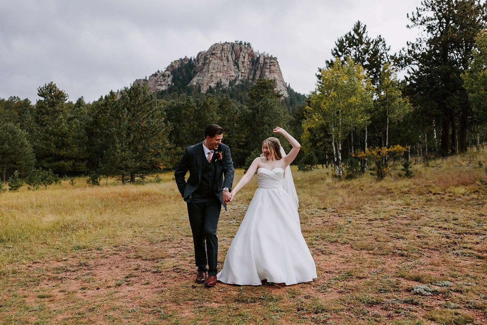 Mountain View Ranch Colorado Wedding157.jpg