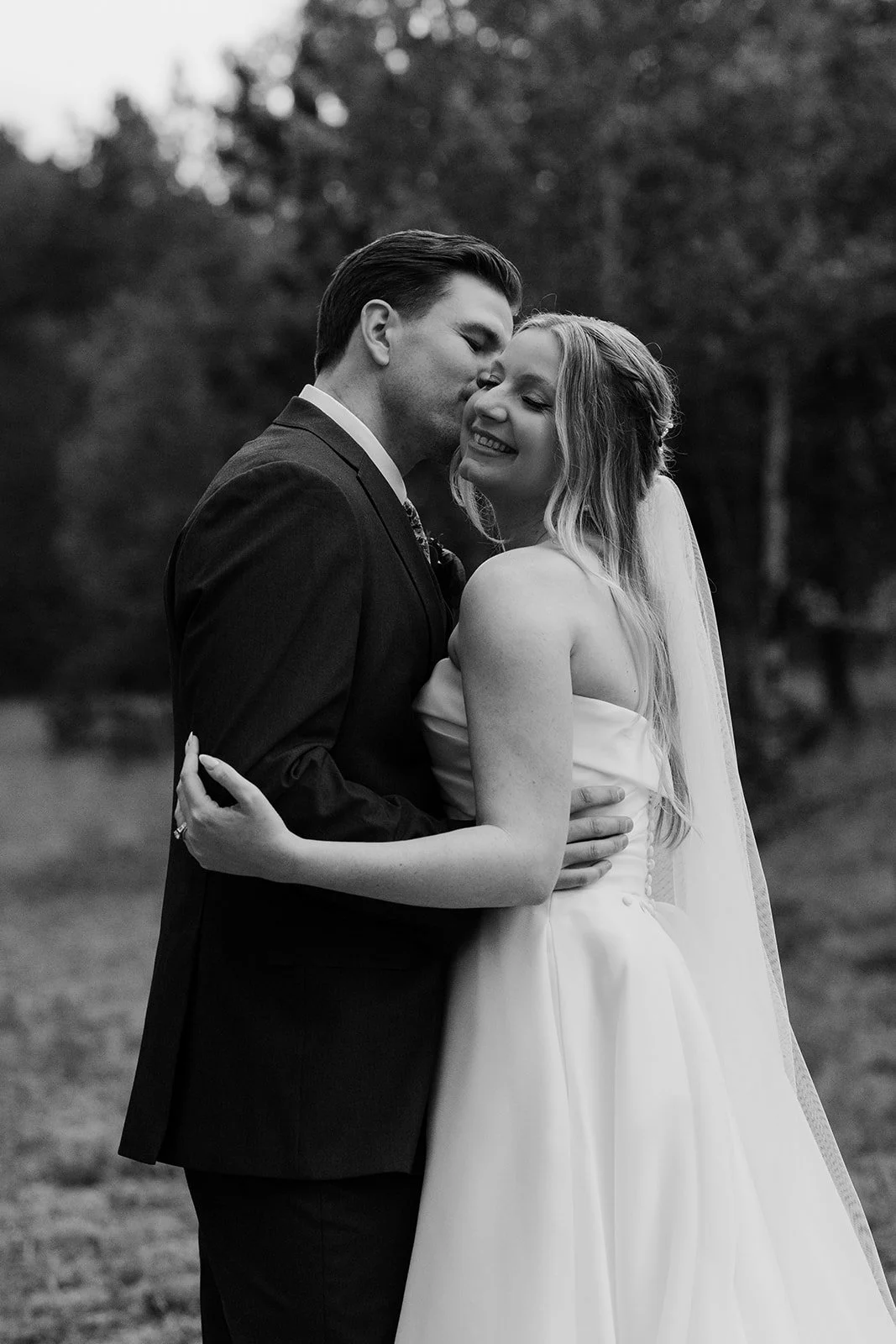 Mountain View Ranch Colorado Wedding154.jpg
